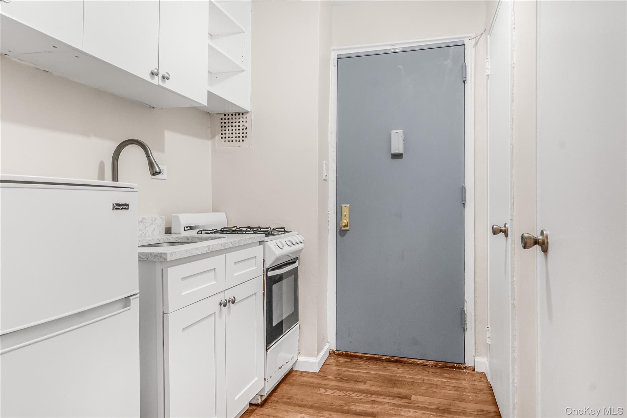84-50 169th Street # 418, Jamaica Hills, NY 11432