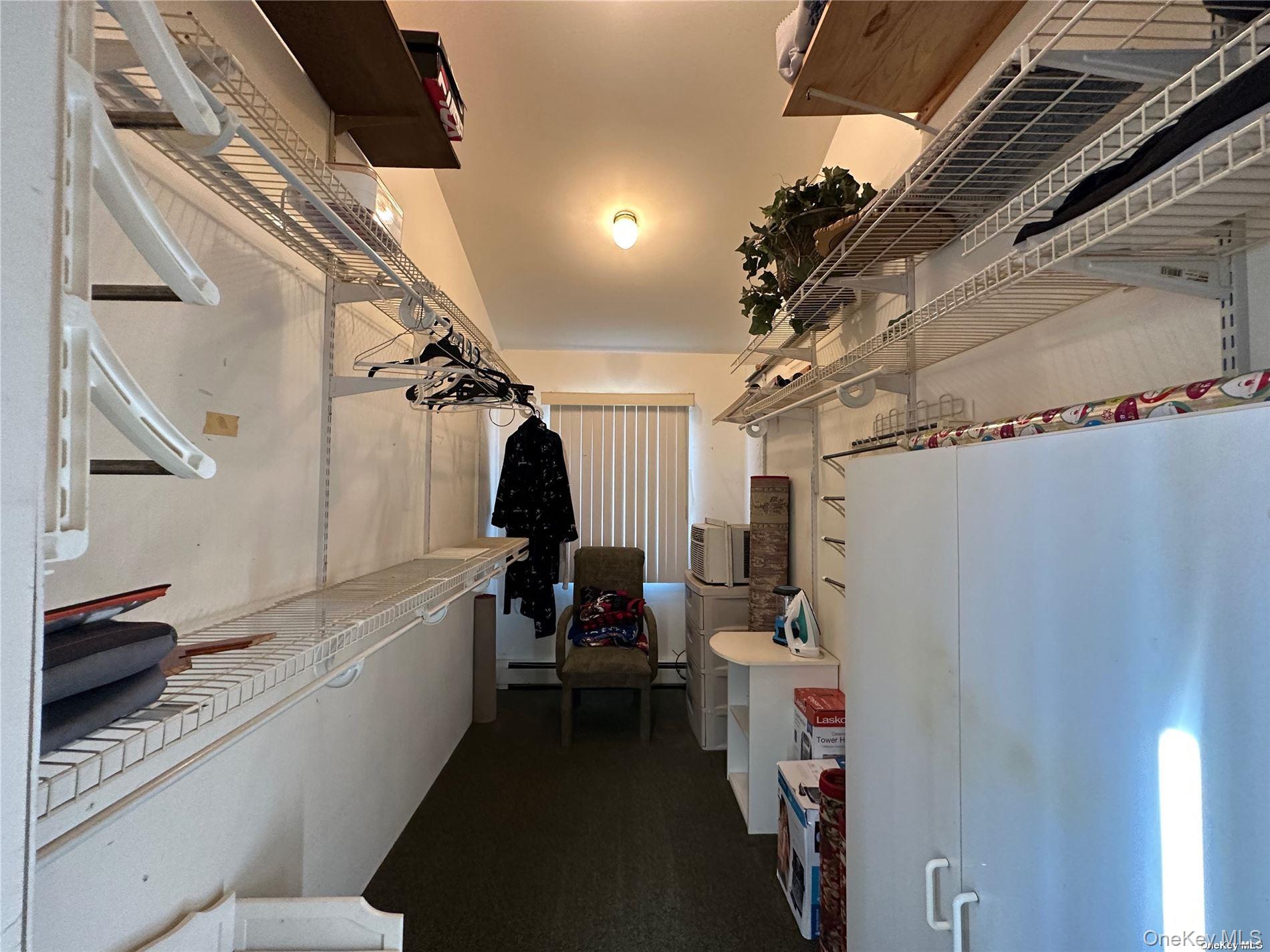 10 Maria Court, Holbrook, NY 11741