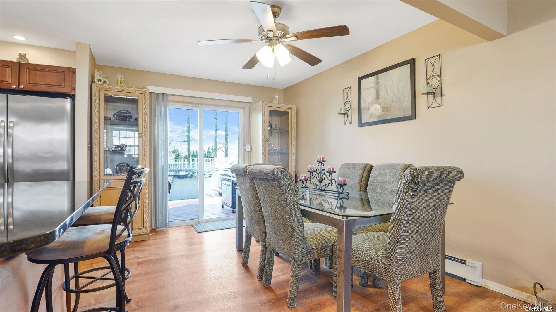 10 Maria Court, Holbrook, NY 11741