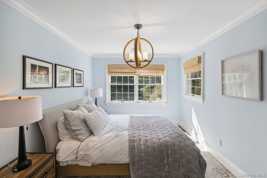 39 Smugglers Path, Jamesport, NY 11947