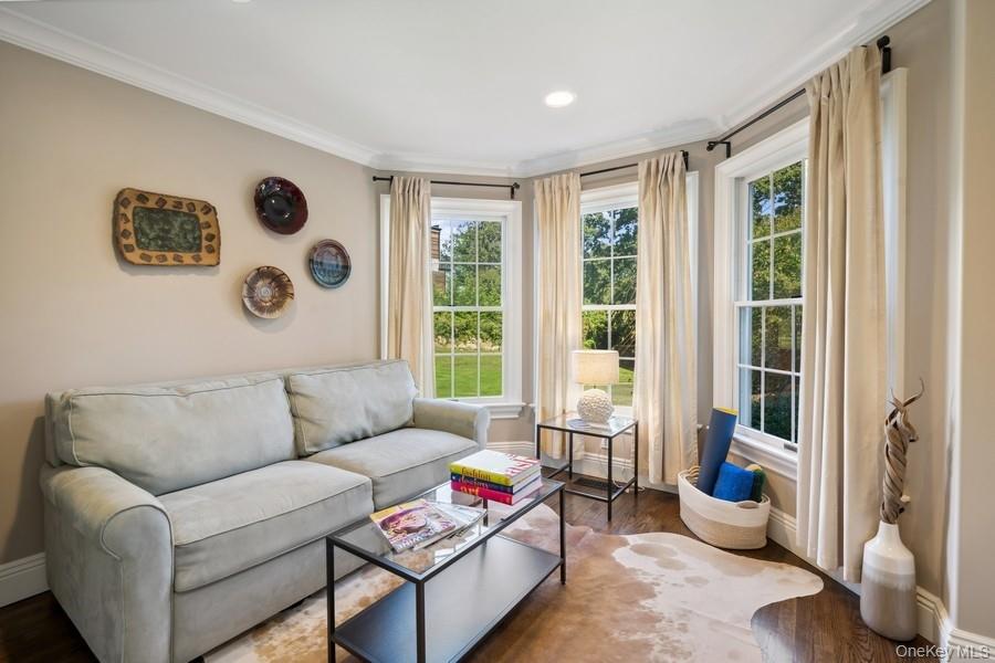 39 Smugglers Path, Jamesport, NY 11947