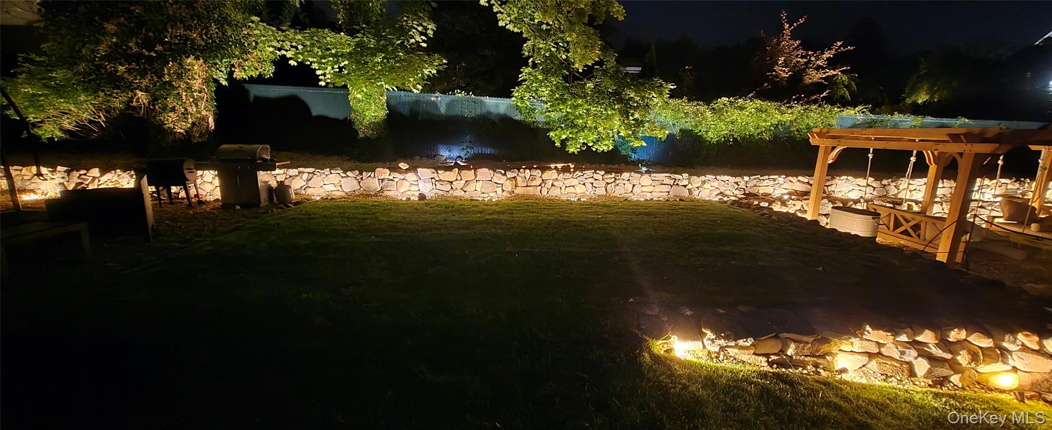 338 Main Street, East Setauket, NY 11733