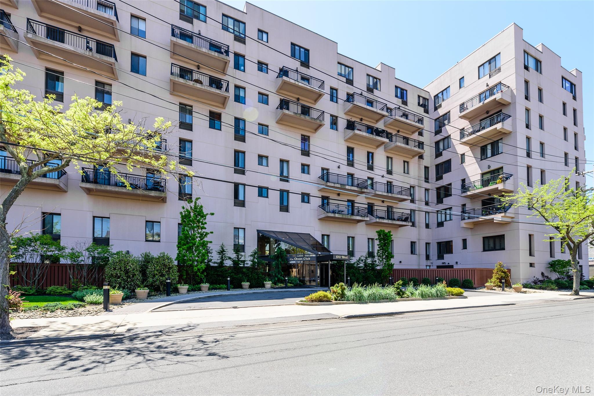 100 W Broadway # 6W, Long Beach, NY 11561