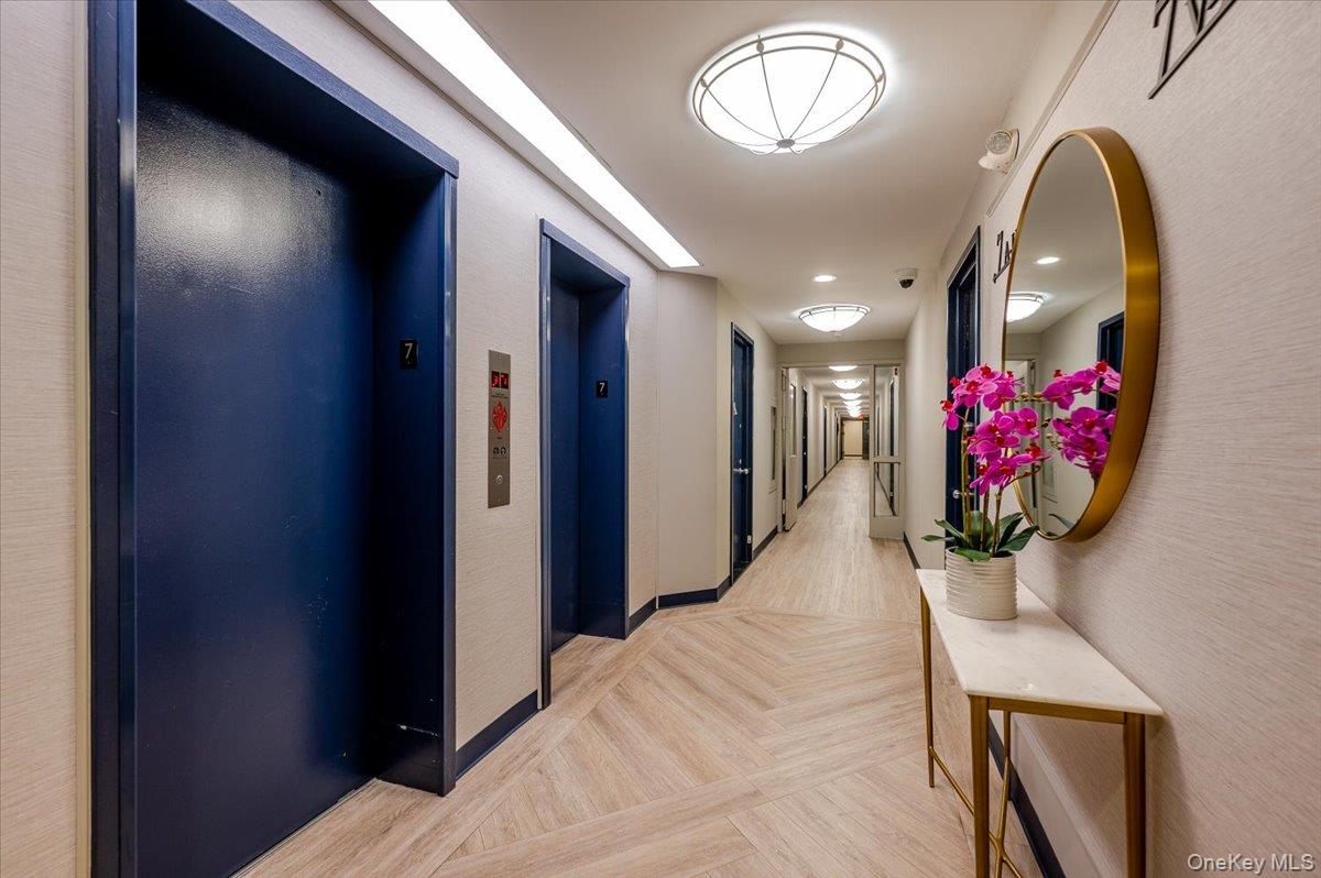 100 W Broadway # 6W, Long Beach, NY 11561