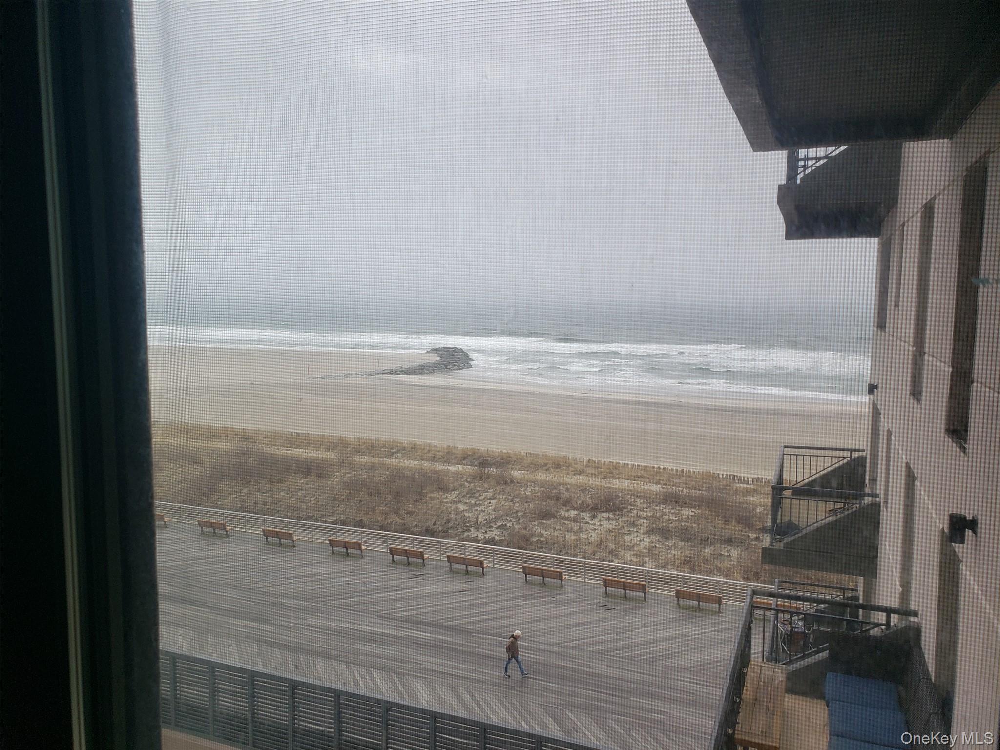 100 W Broadway # 6W, Long Beach, NY 11561