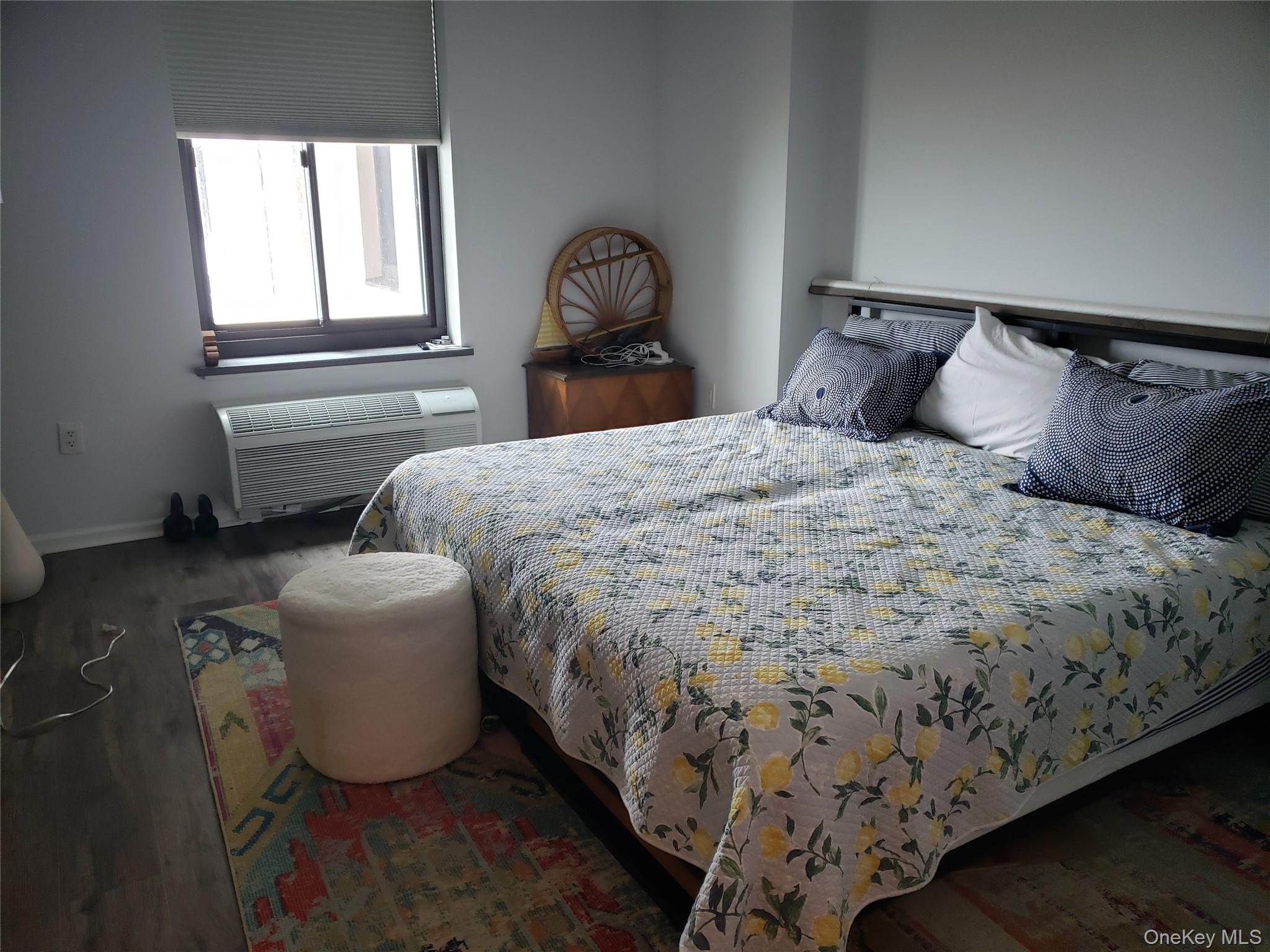 100 W Broadway # 6W, Long Beach, NY 11561