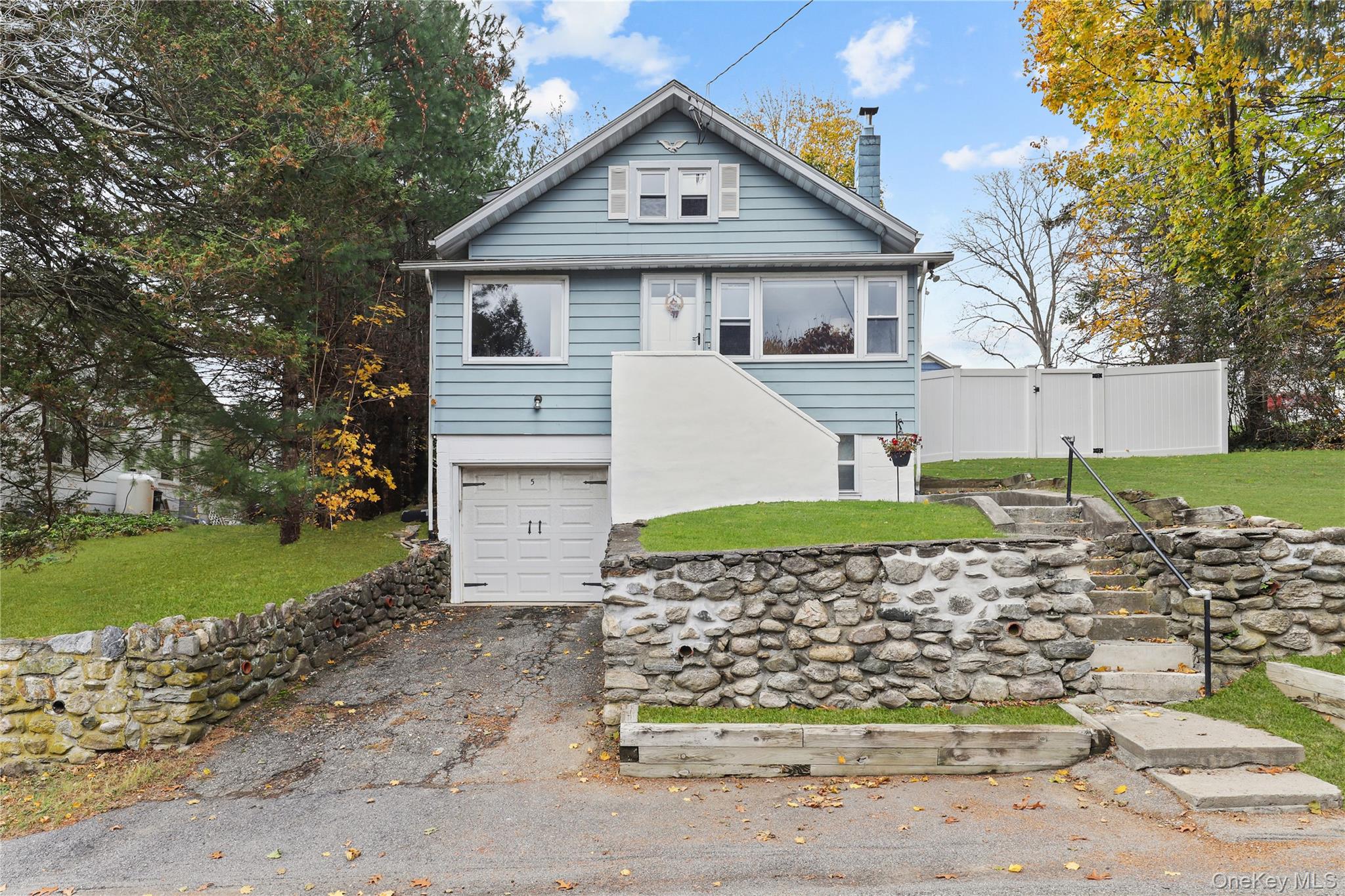 5 Ross Drive, Yorktown Heights, NY 10598