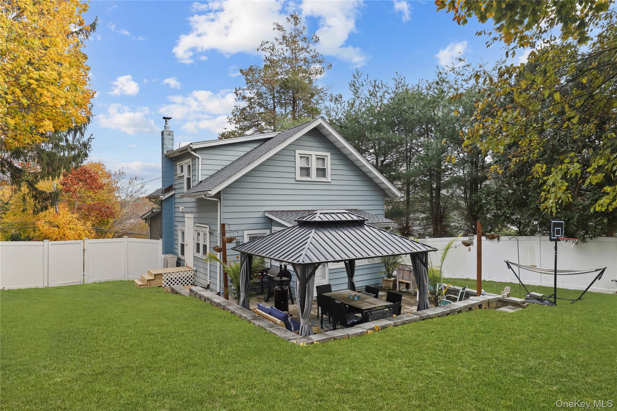 5 Ross Drive, Yorktown Heights, NY 10598