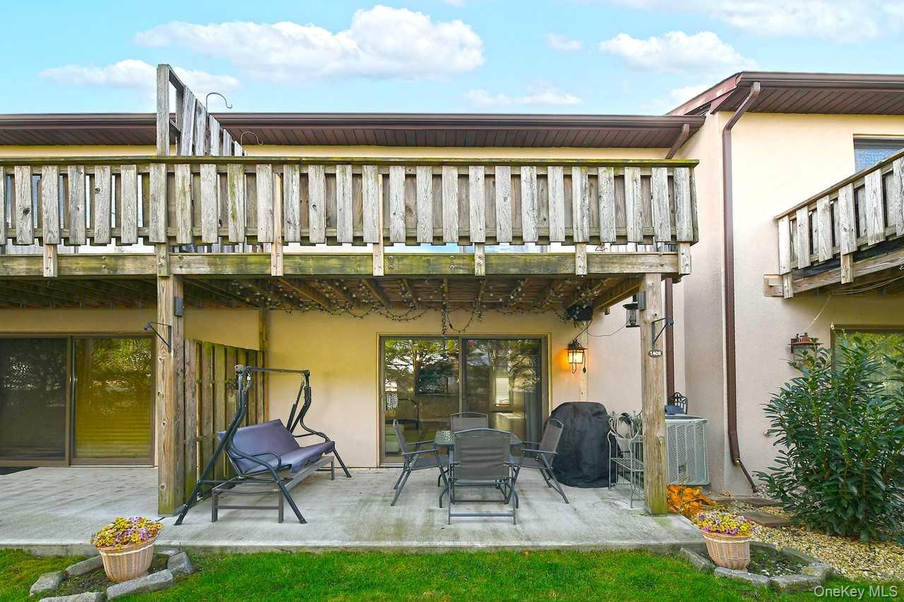 ONE ANCHORAGE Way # 1408, Freeport, NY 11520