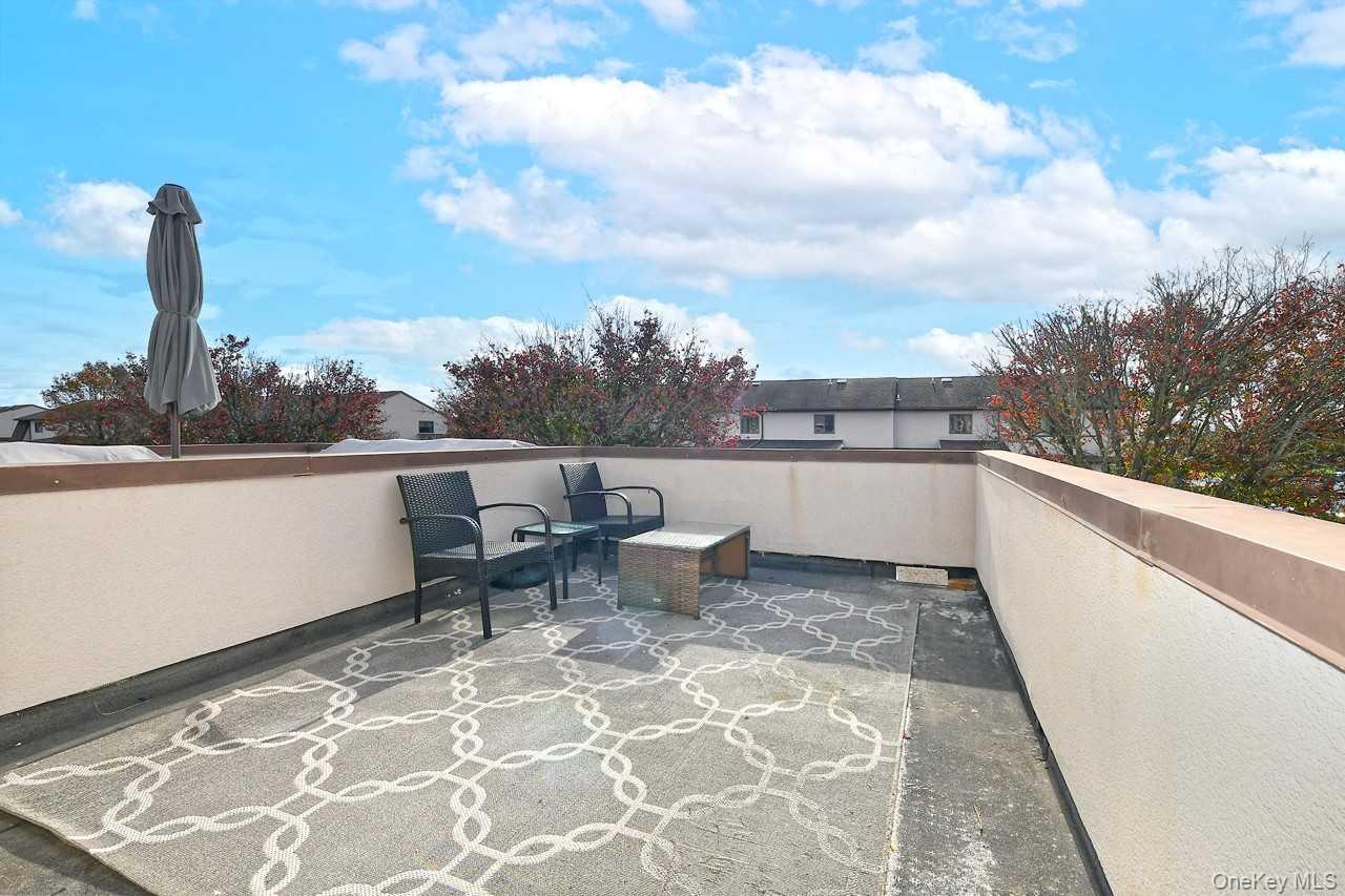 ONE ANCHORAGE Way # 1408, Freeport, NY 11520