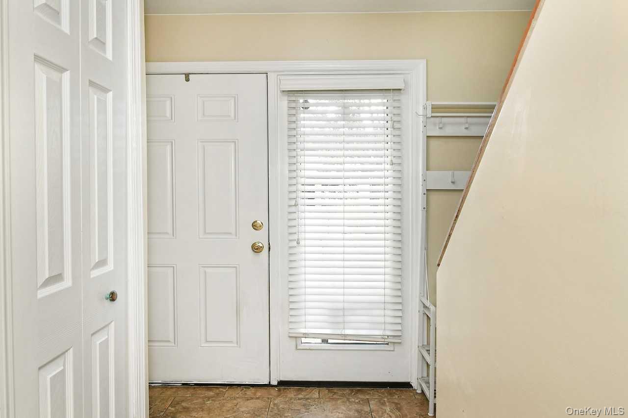 ONE ANCHORAGE Way # 1408, Freeport, NY 11520