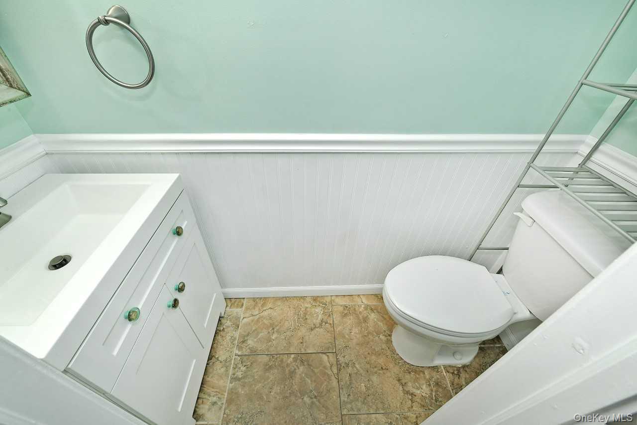 ONE ANCHORAGE Way # 1408, Freeport, NY 11520