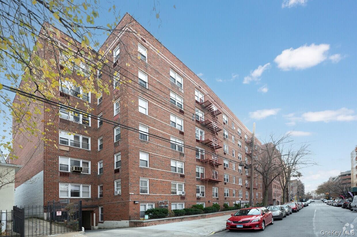 3520 Tryon Avenue # 405, Bronx, NY 10467