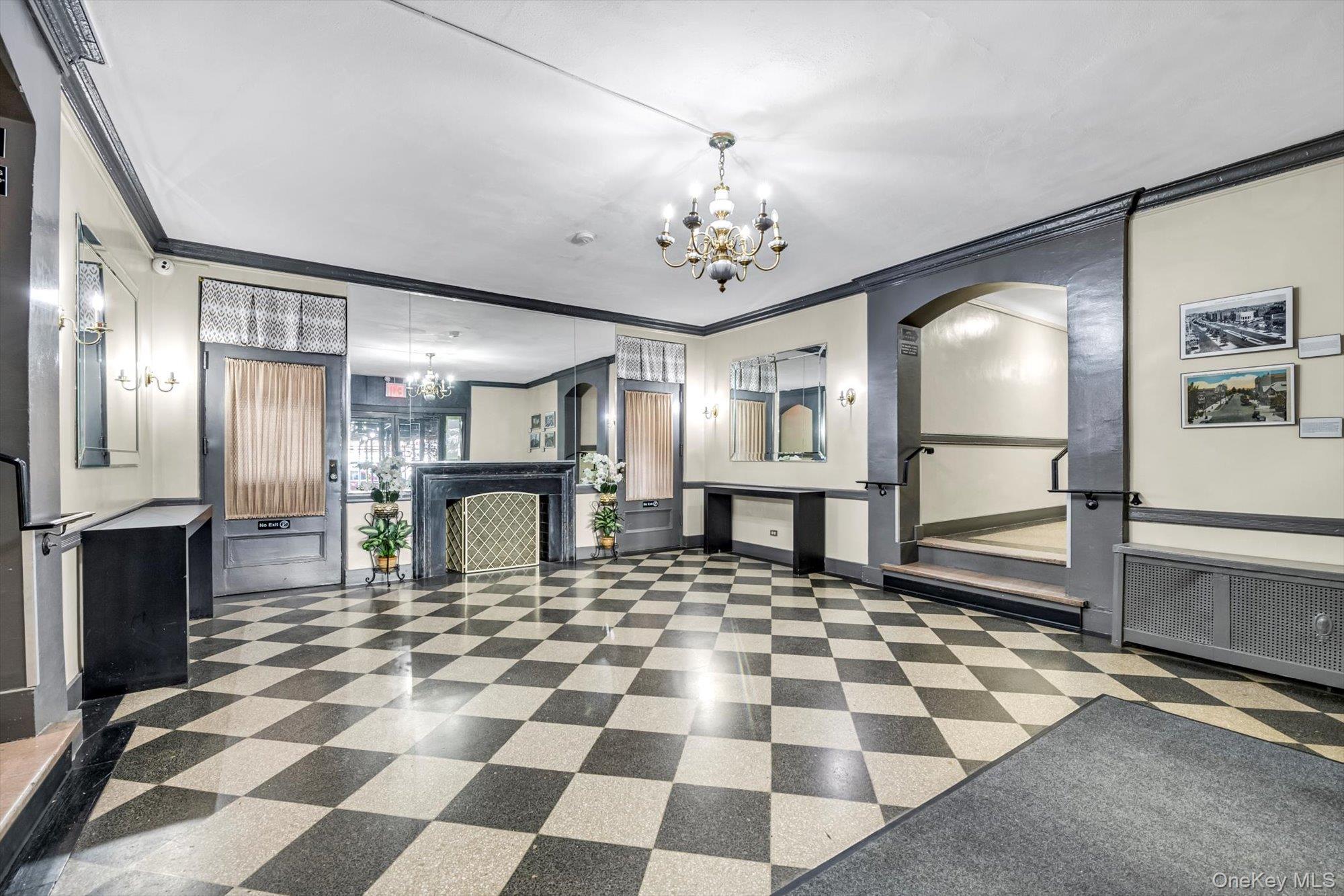 72-34 Austin Street # F10, Forest Hills, NY 11375