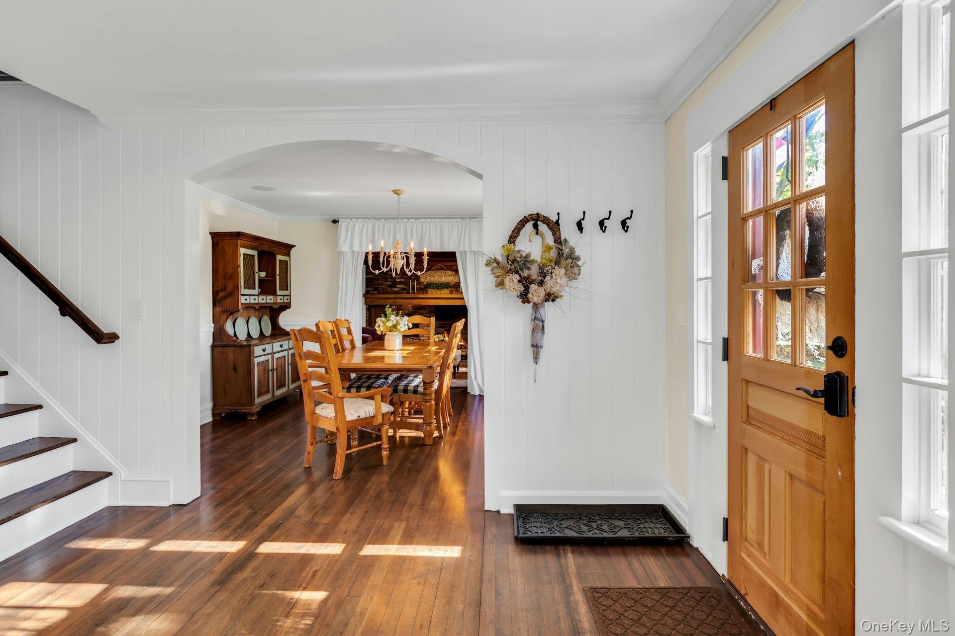 105 Academy Street, Bayport, NY 11705