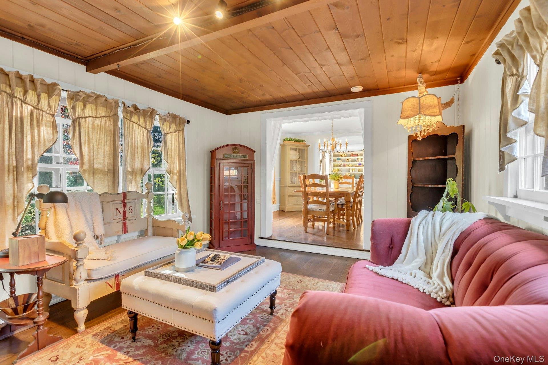 105 Academy Street, Bayport, NY 11705