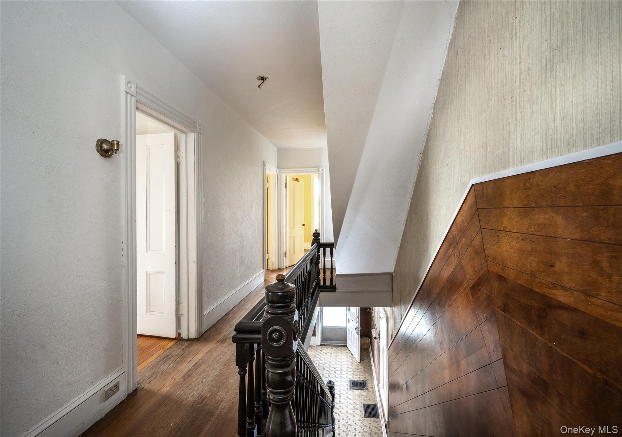 39 Hamilton Avenue, Ossining, NY 10562