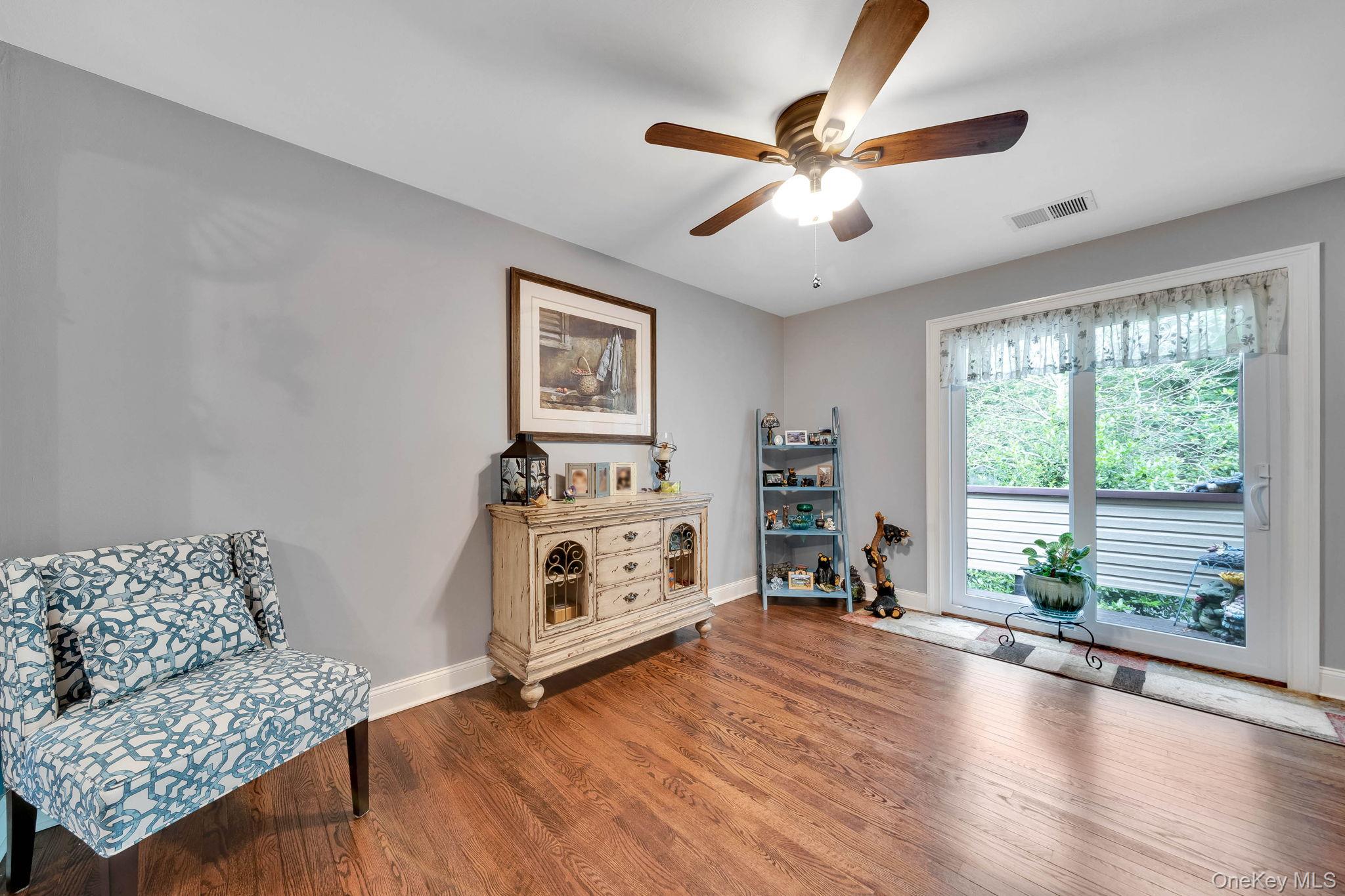 124 Birchwood Road # 124, Coram, NY 11727