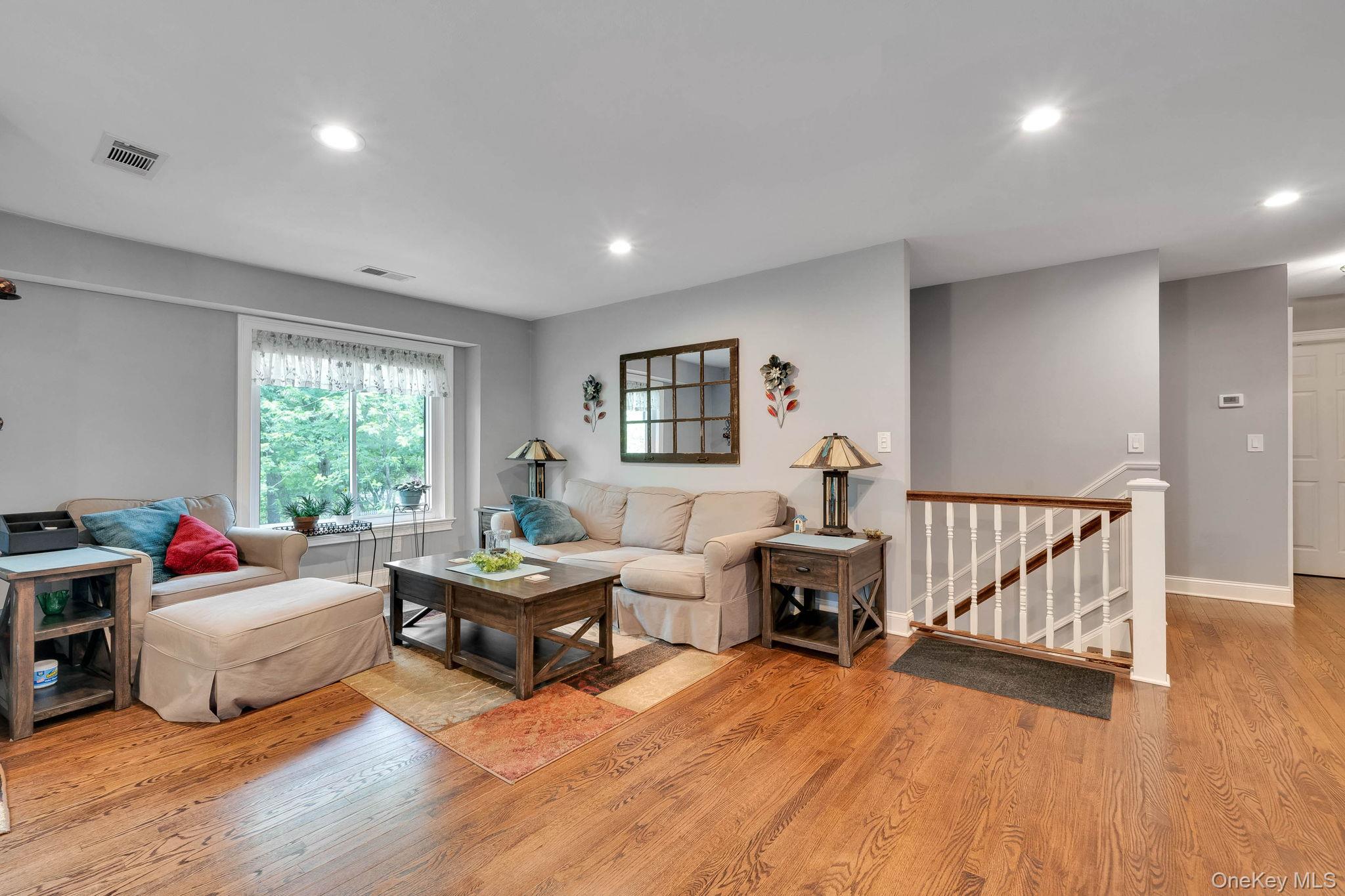 124 Birchwood Road # 124, Coram, NY 11727