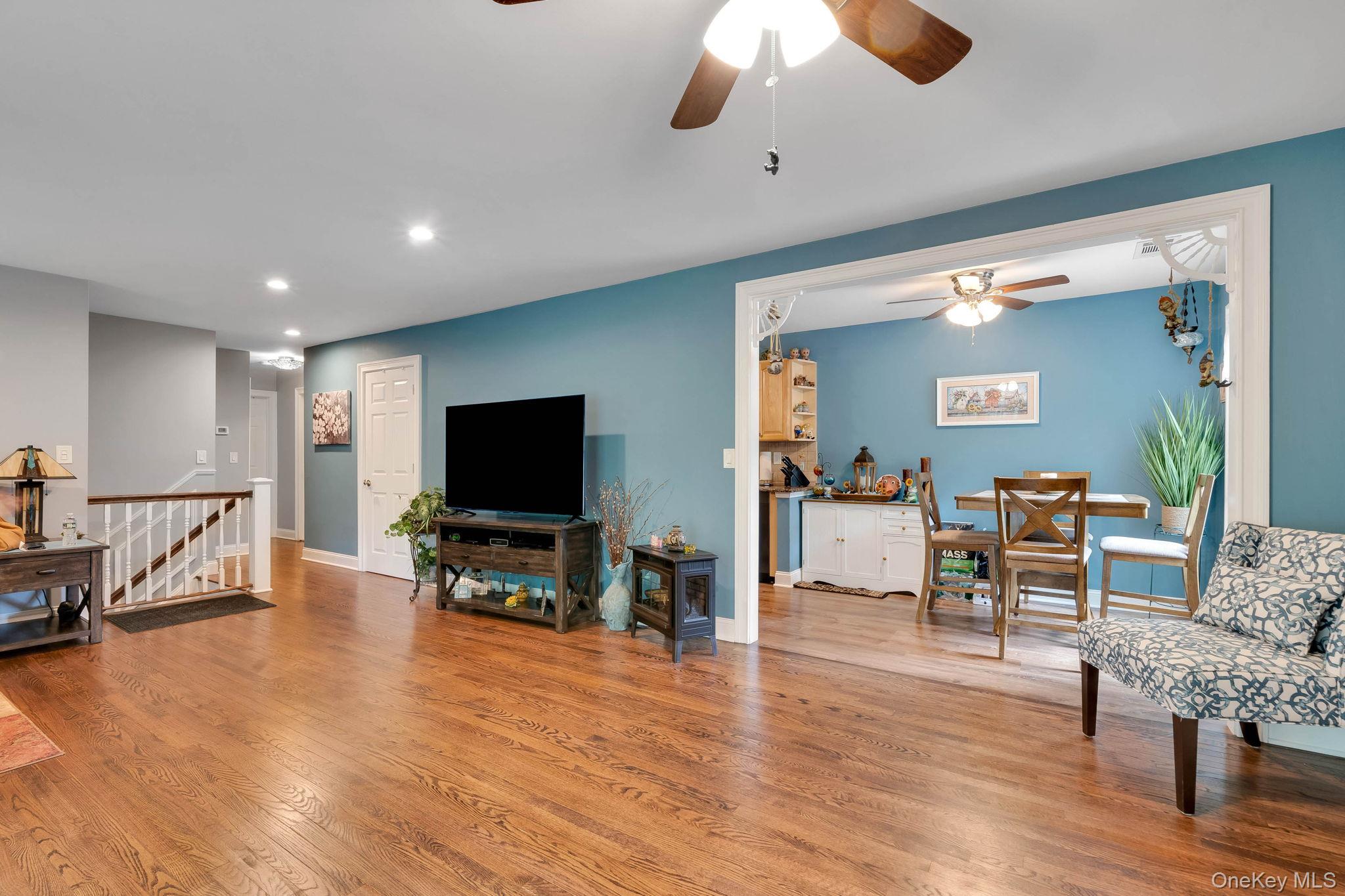 124 Birchwood Road # 124, Coram, NY 11727