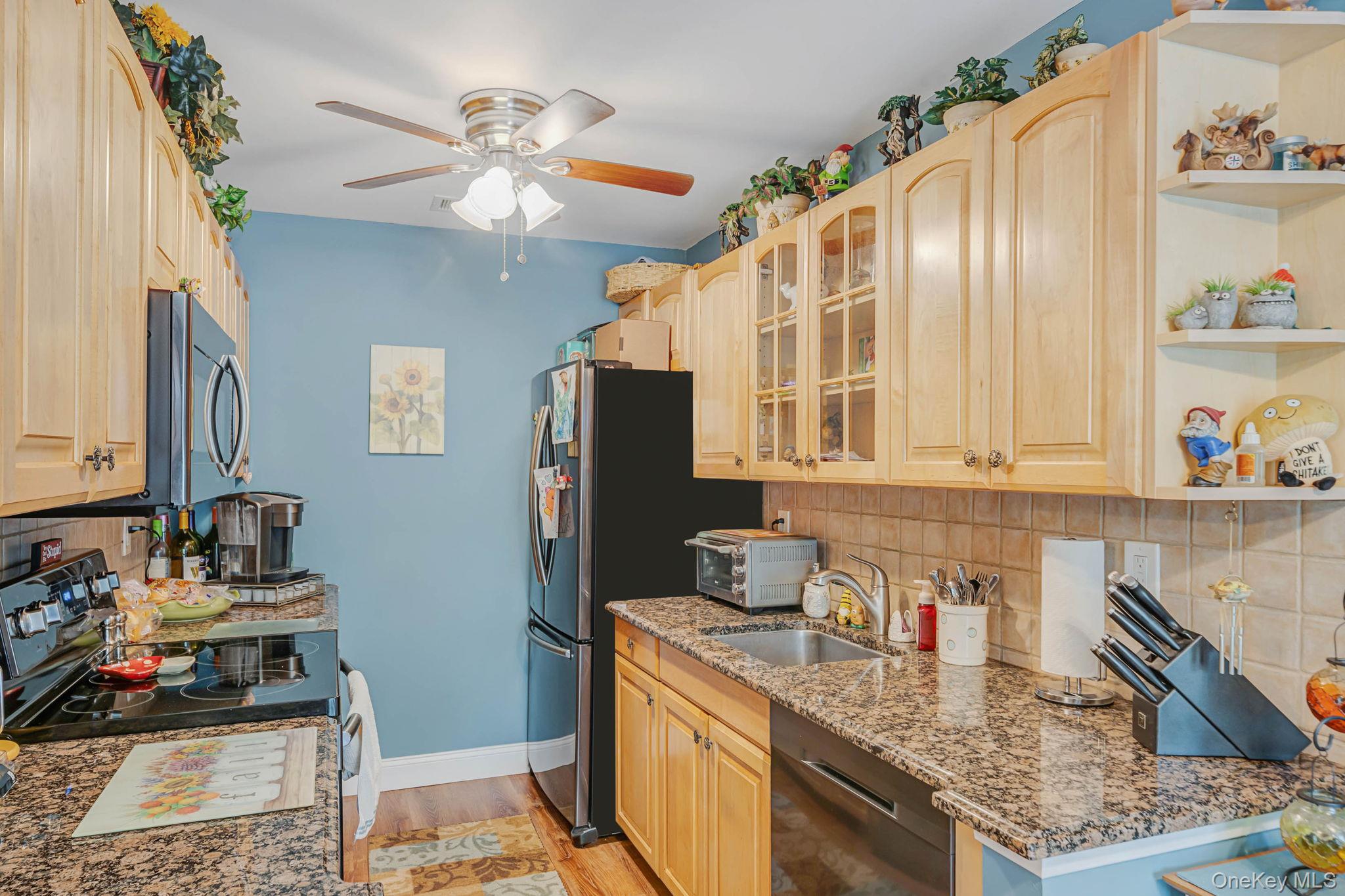 124 Birchwood Road # 124, Coram, NY 11727