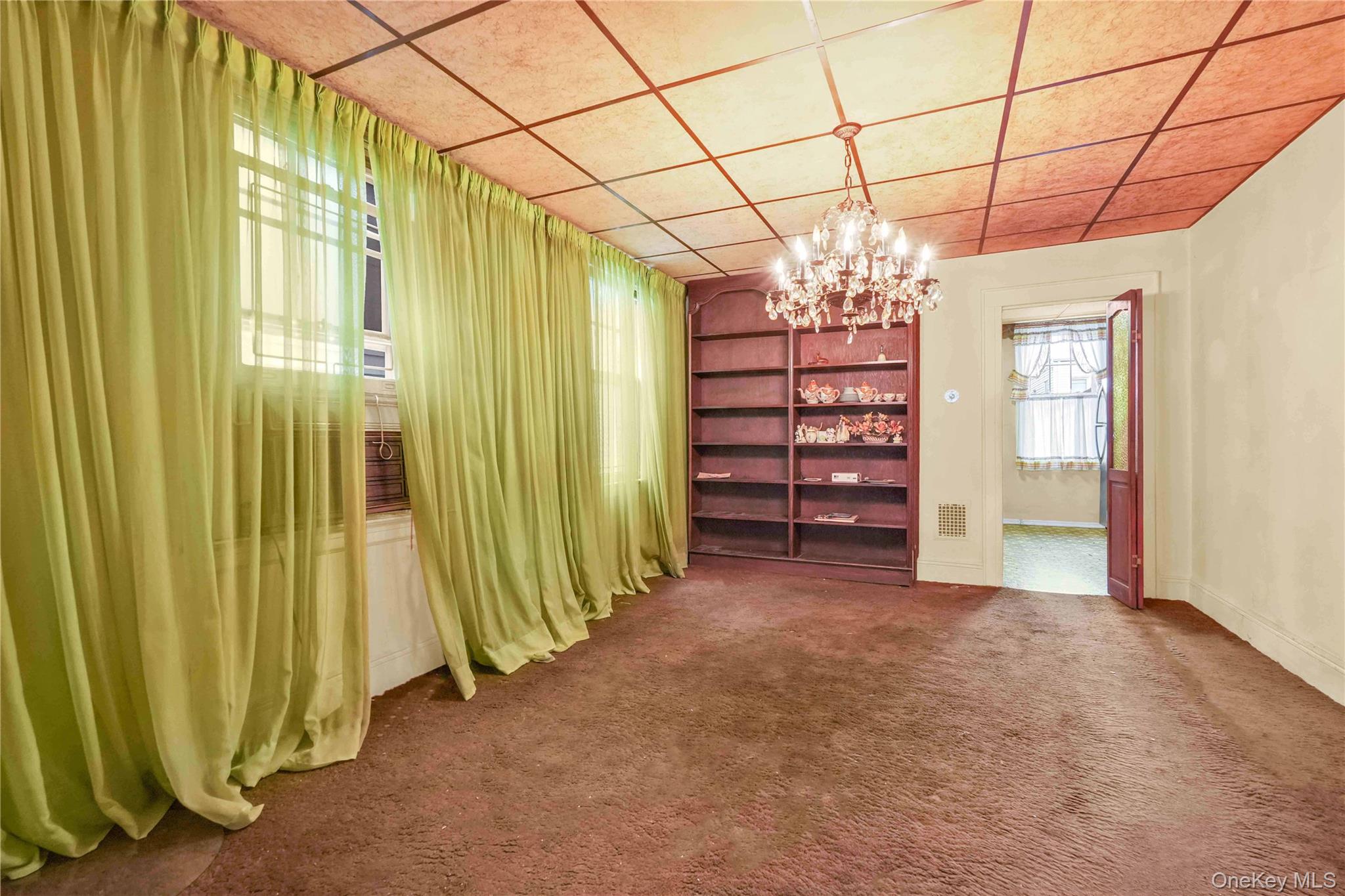 62-63 60th Drive, Maspeth, NY 11378