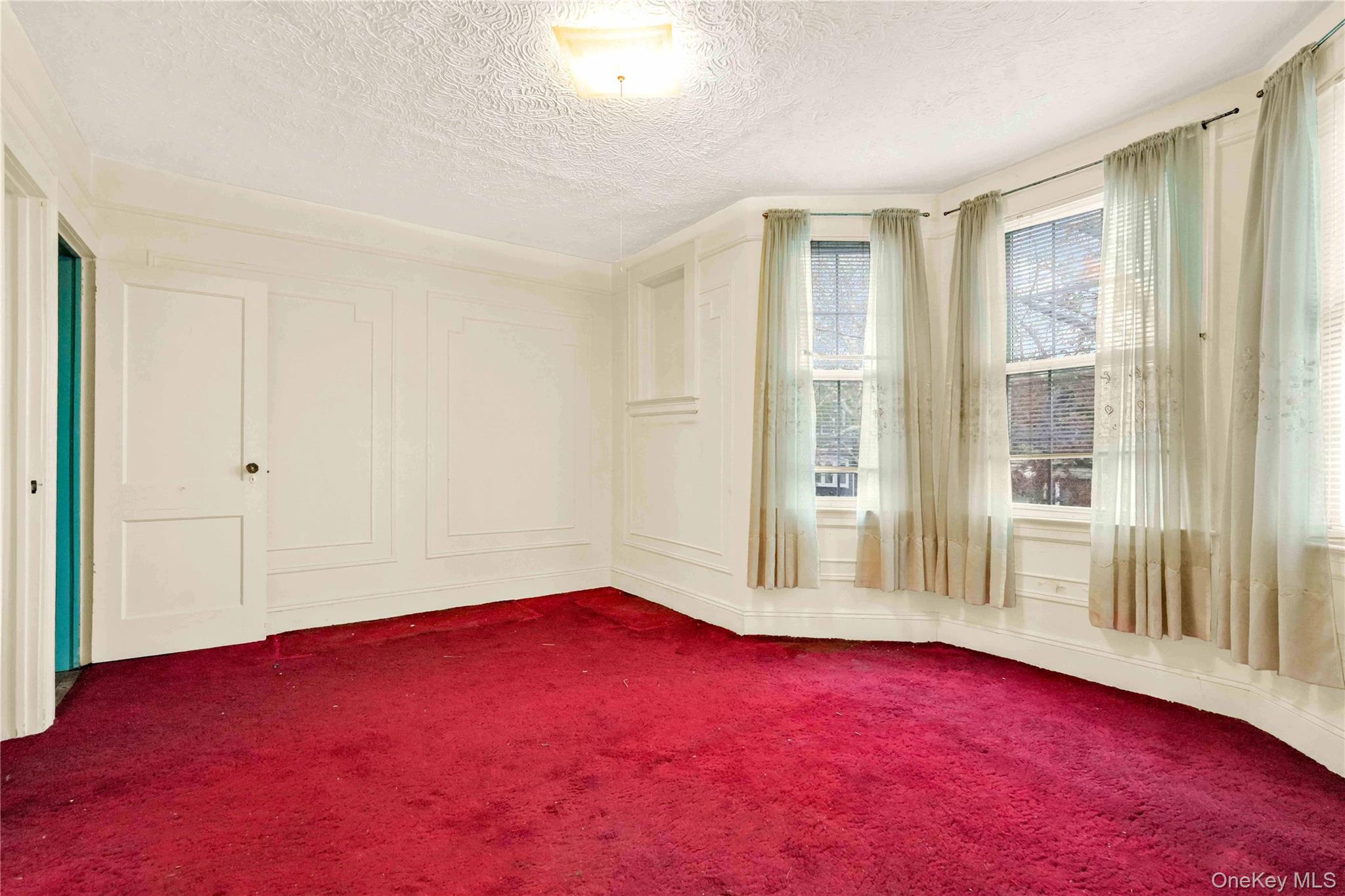 62-63 60th Drive, Maspeth, NY 11378