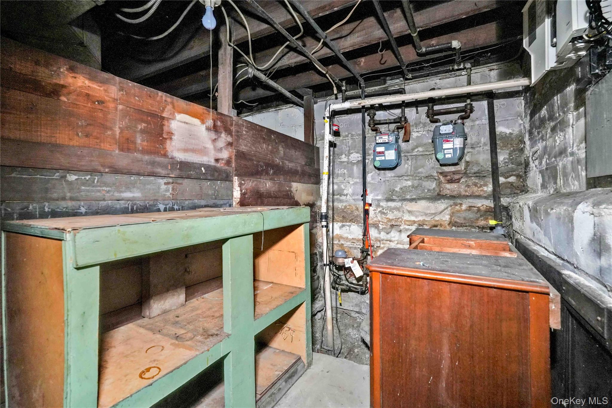 62-63 60th Drive, Maspeth, NY 11378