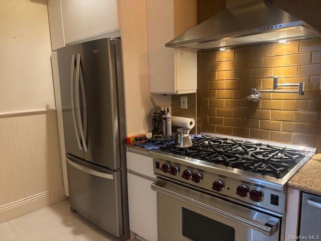 404 Bauer Place, Mineola, NY 11501