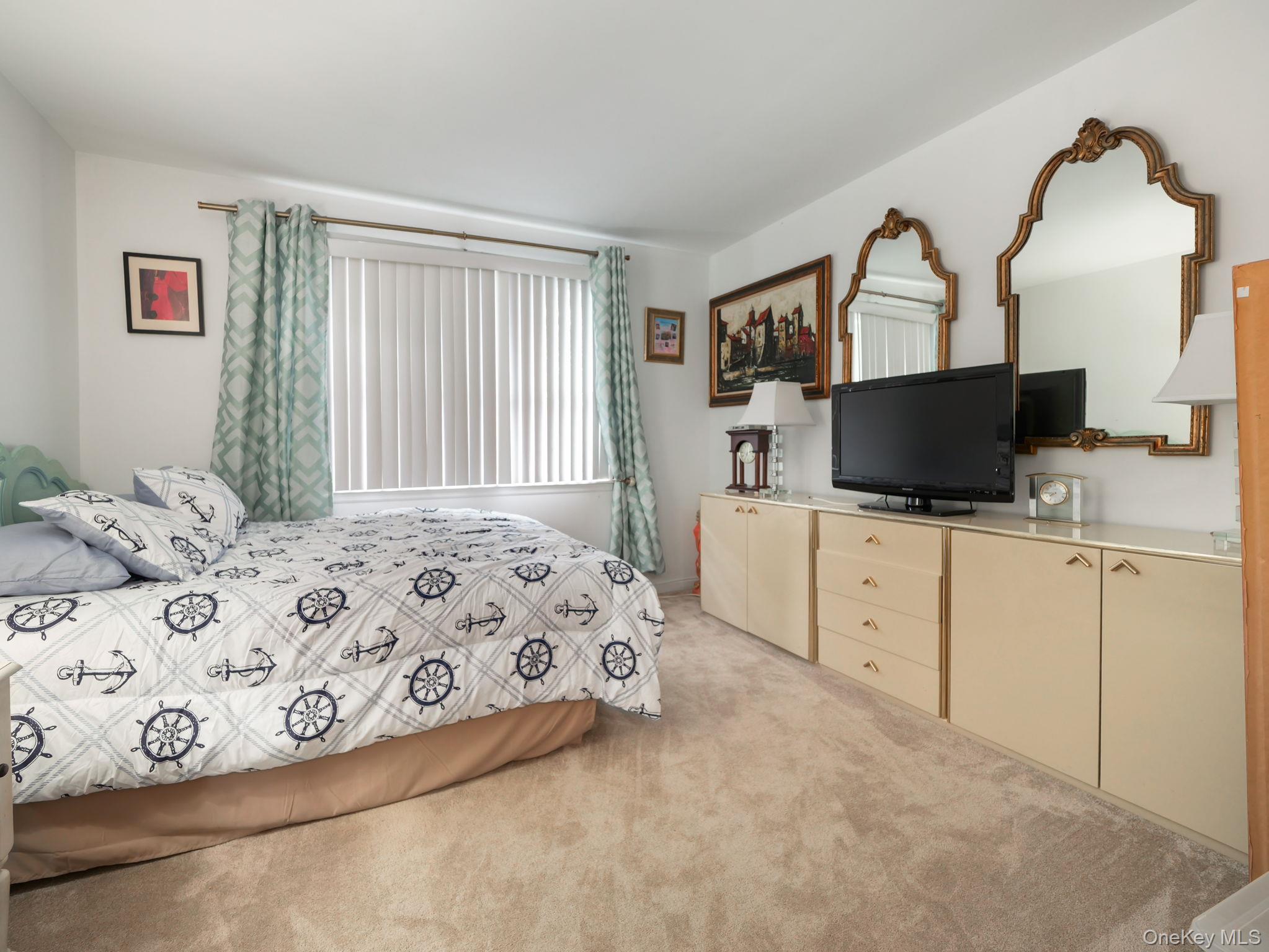 2 Windsor Circle, New City, NY 10956