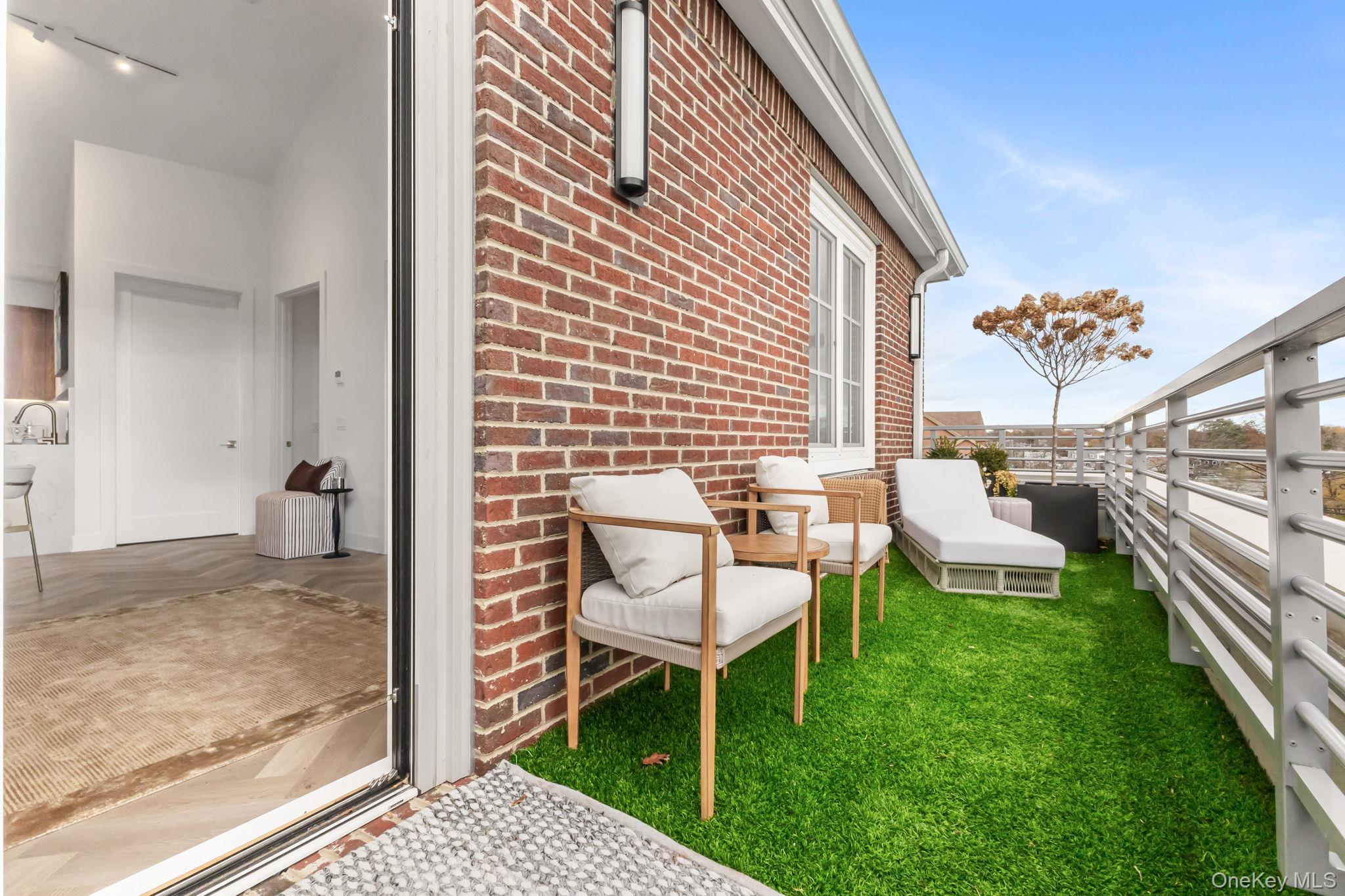 100 E Putnam Avenue # 311, Call Listing Agent, CT 06807