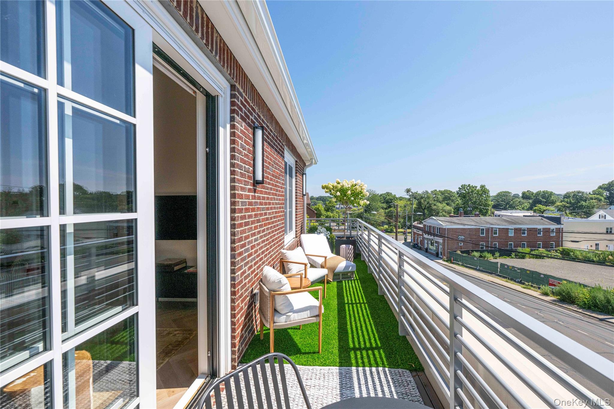 100 E Putnam Avenue # 311, Call Listing Agent, CT 06807