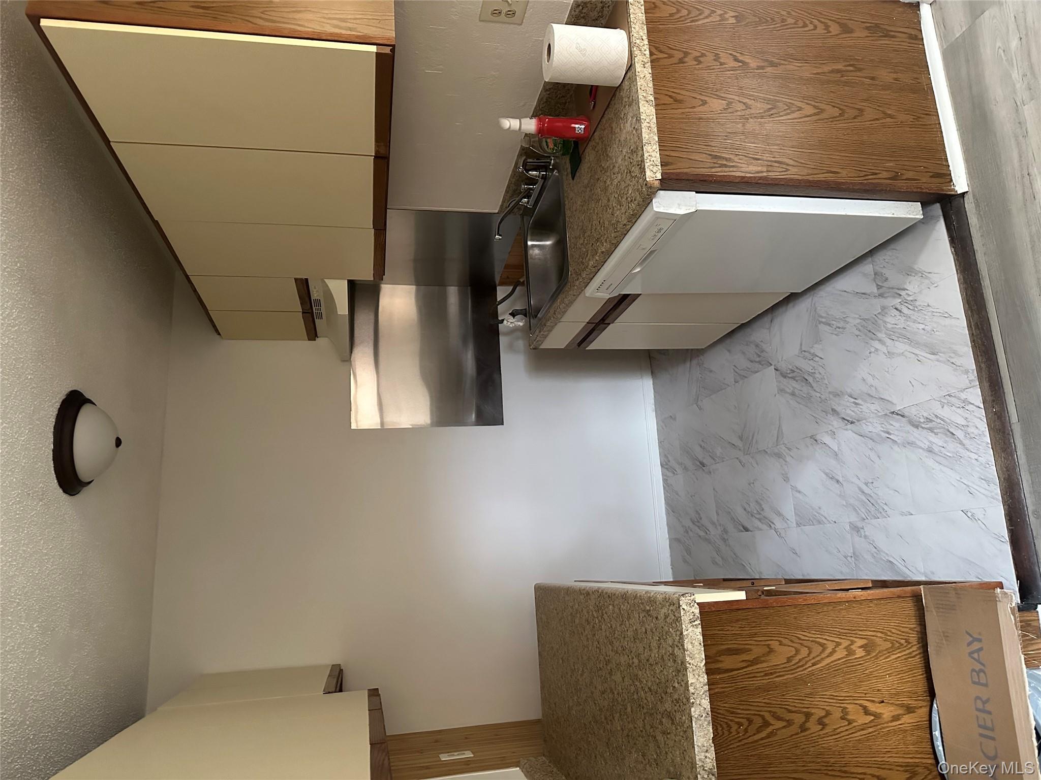 603 Barclay Manor # 6C, Newburgh, NY 12550