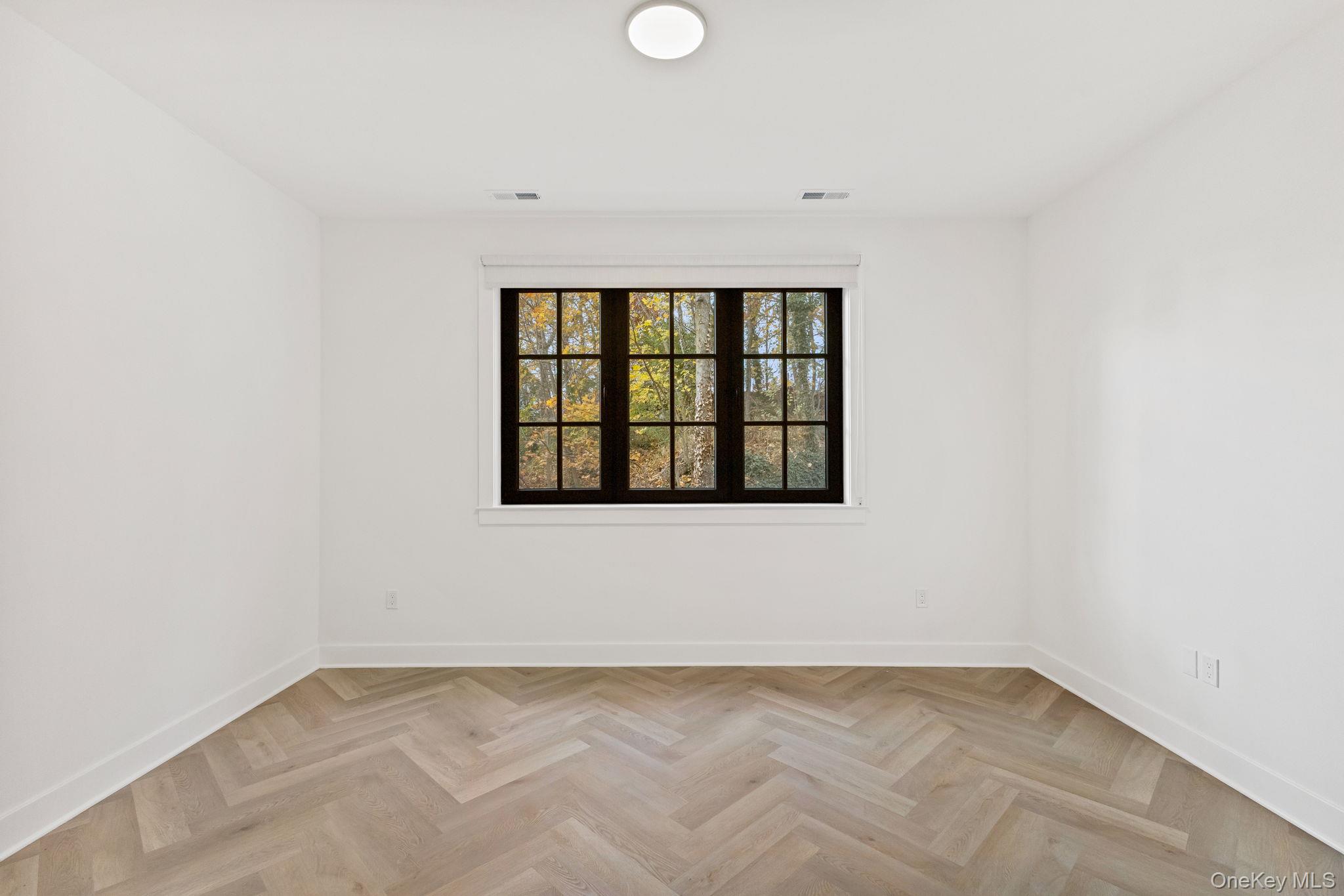 100 E Putnam Avenue # 304, Call Listing Agent, CT 06807