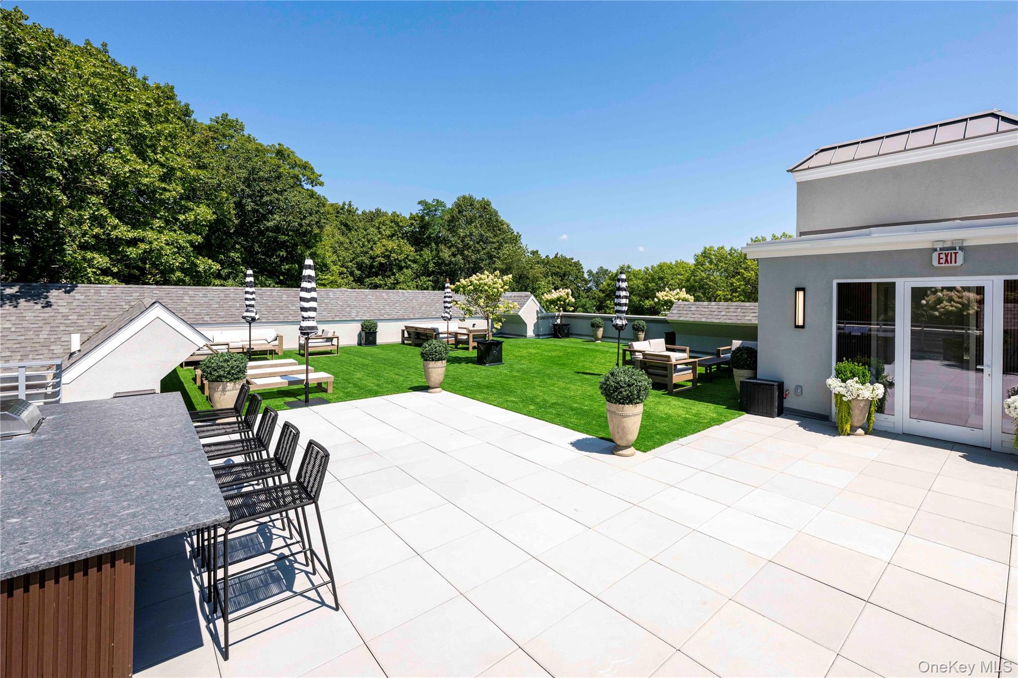 100 E Putnam Avenue # 304, Call Listing Agent, CT 06807