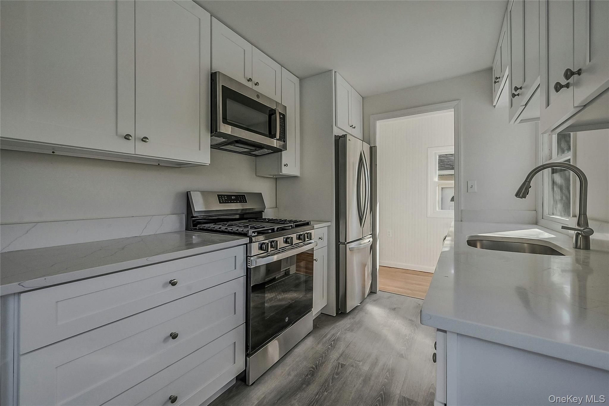 8 Pansy Road, Rocky Point, NY 11778