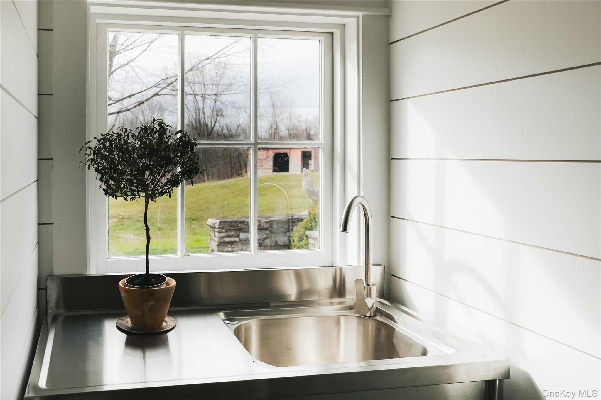 433 Rapp Road, Kinderhook, NY 12184