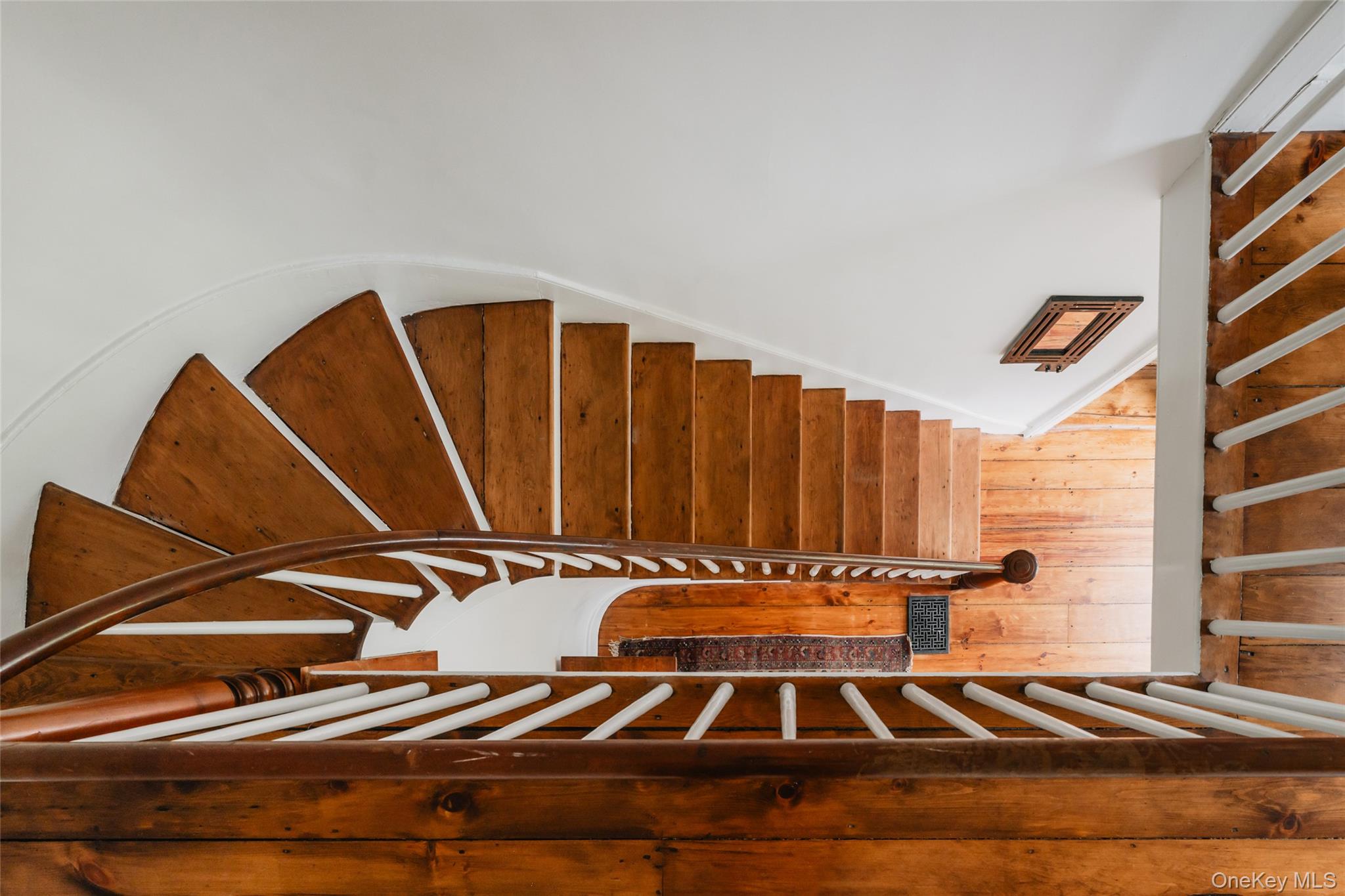 433 Rapp Road, Kinderhook, NY 12184