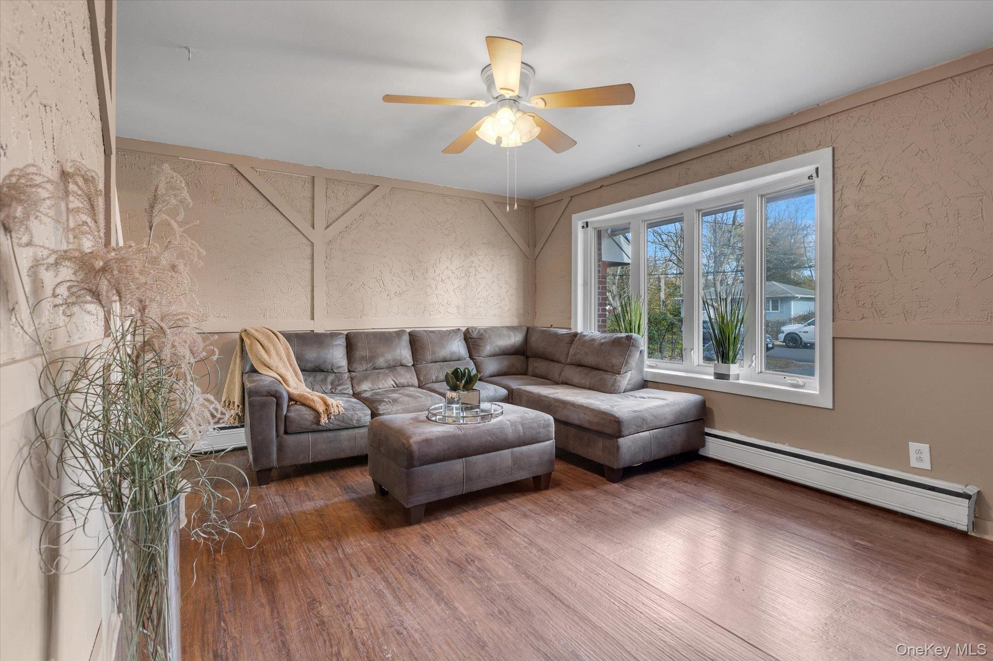 1392 Manor Lane, Bay Shore, NY 11706