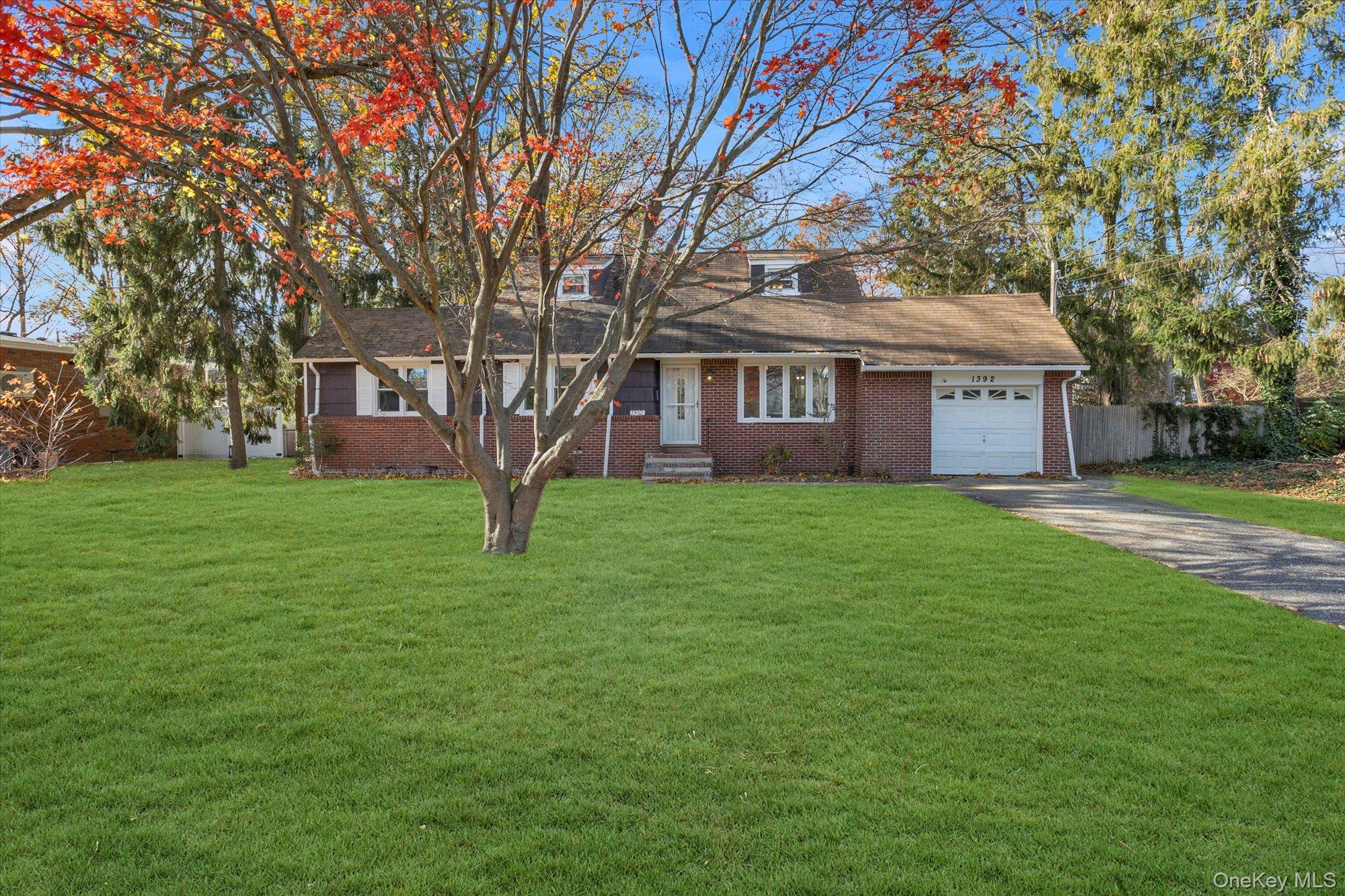 1392 Manor Lane, Bay Shore, NY 11706