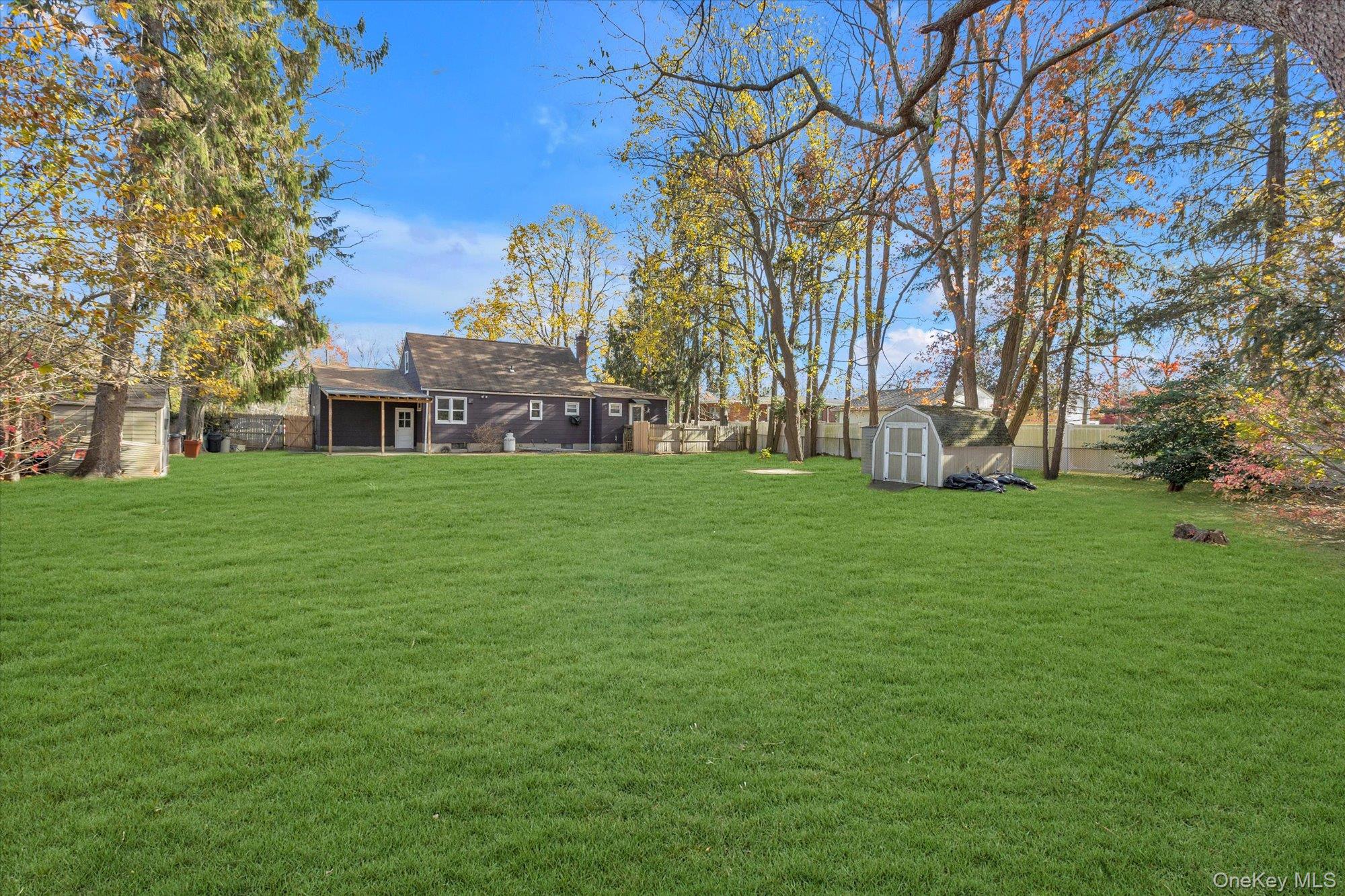 1392 Manor Lane, Bay Shore, NY 11706