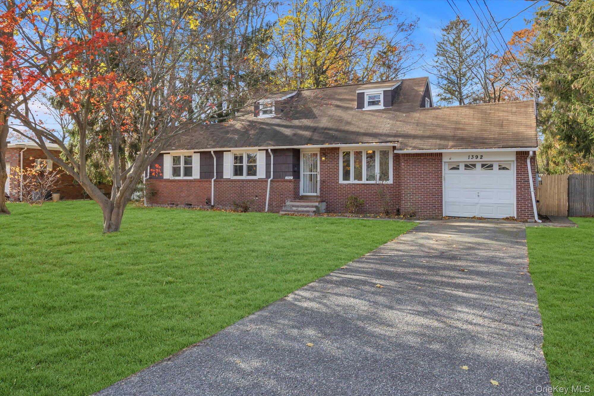 1392 Manor Lane, Bay Shore, NY 11706