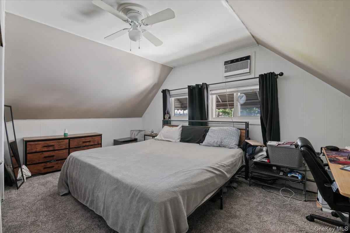 341 Red Maple Drive S, Wantagh, NY 11793