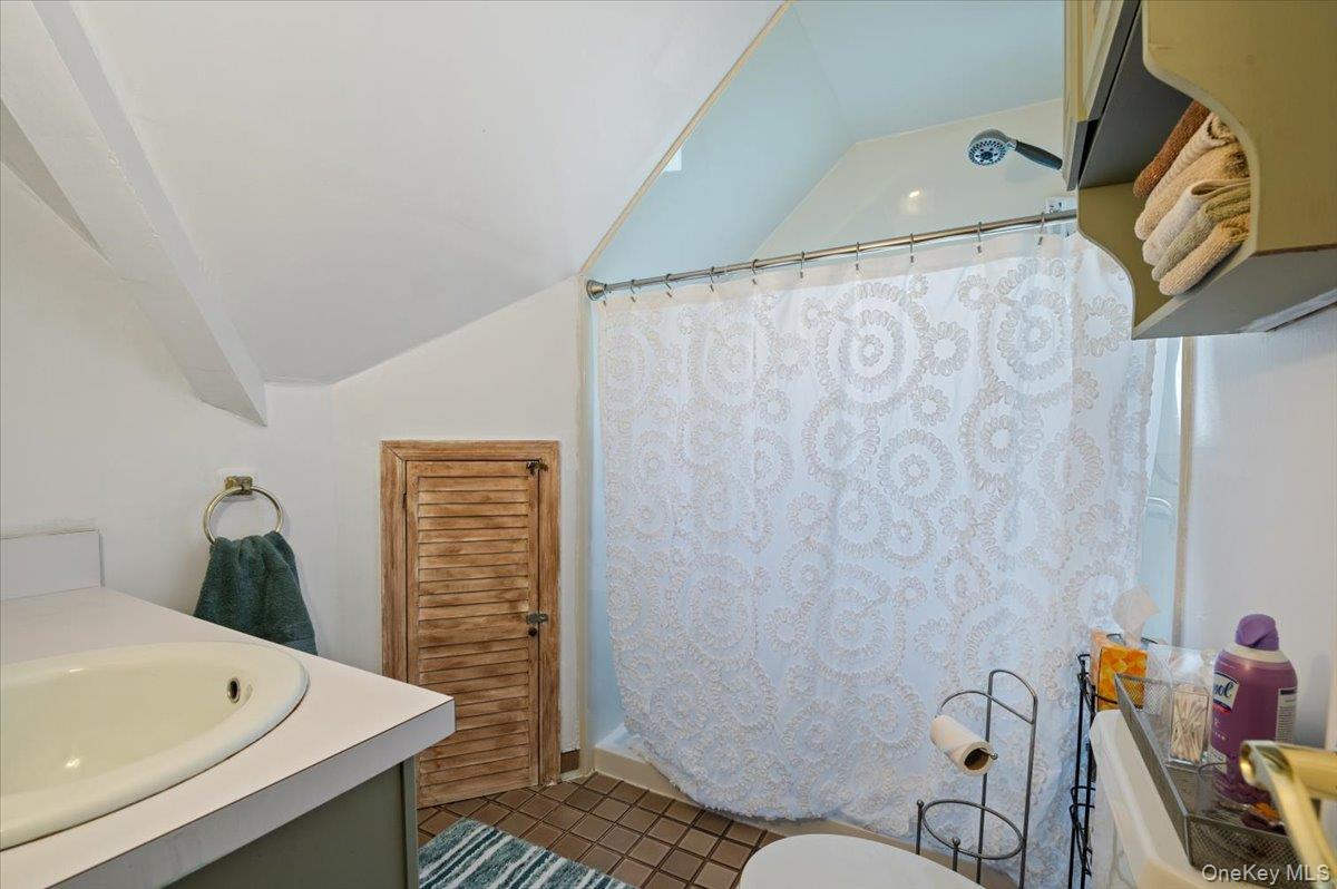 341 Red Maple Drive S, Wantagh, NY 11793