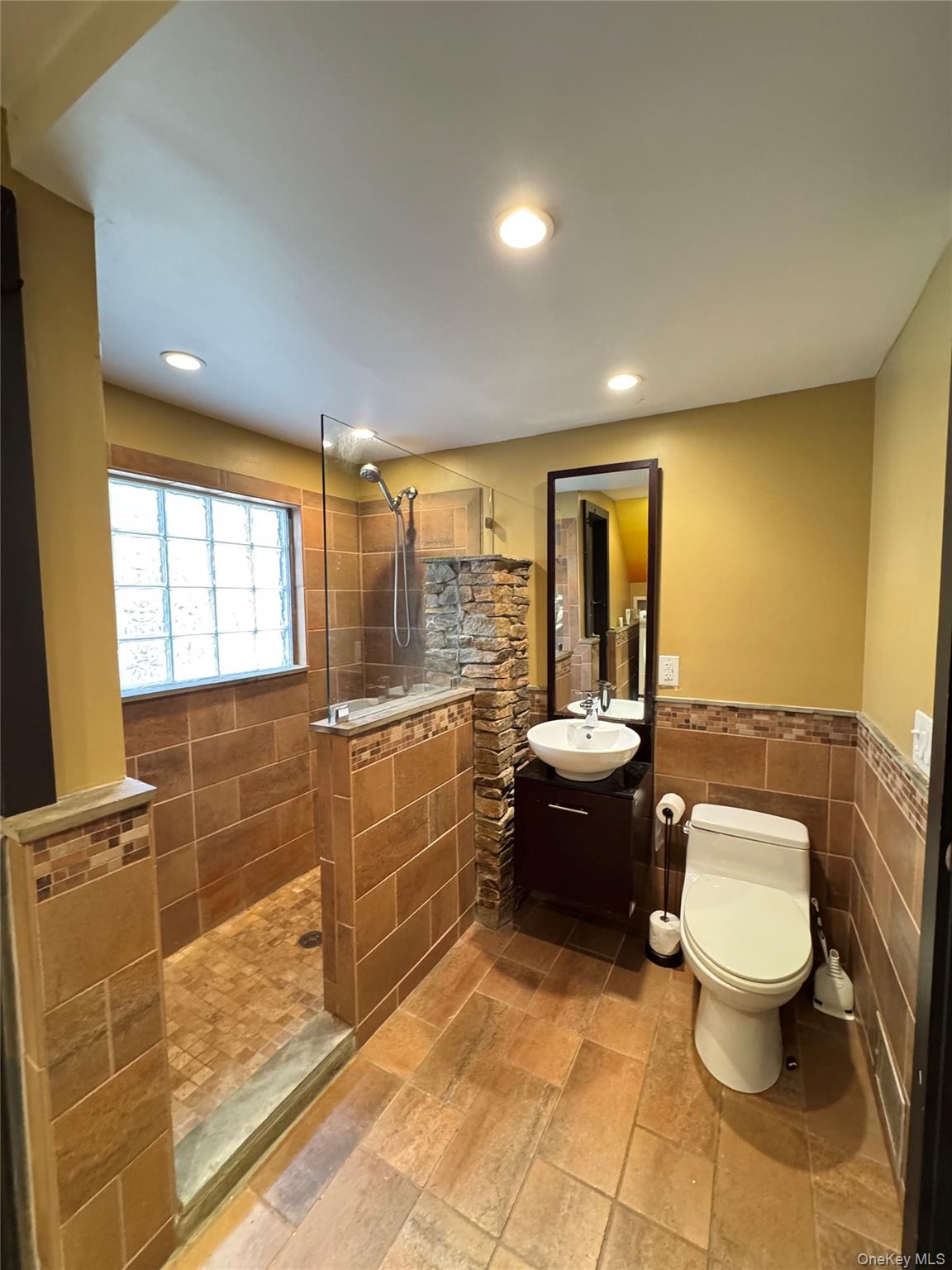 69 Shore Drive, Blooming Grove, NY 10914