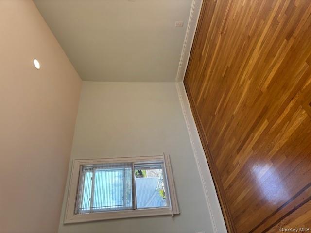 367 E Chester Street # Upper, Long Beach, NY 11561