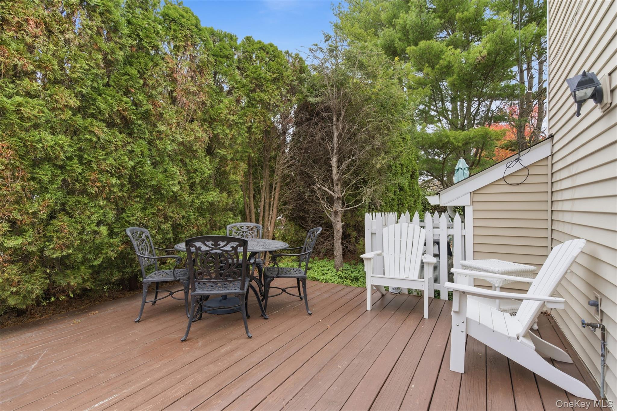 112 Cedar Shake Court, Huntington Station, NY 11746