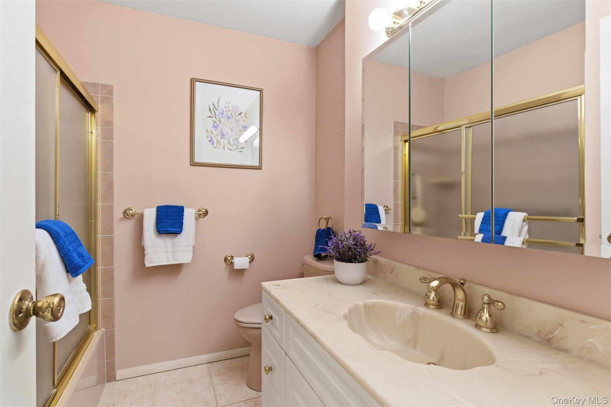 112 Cedar Shake Court, Huntington Station, NY 11746