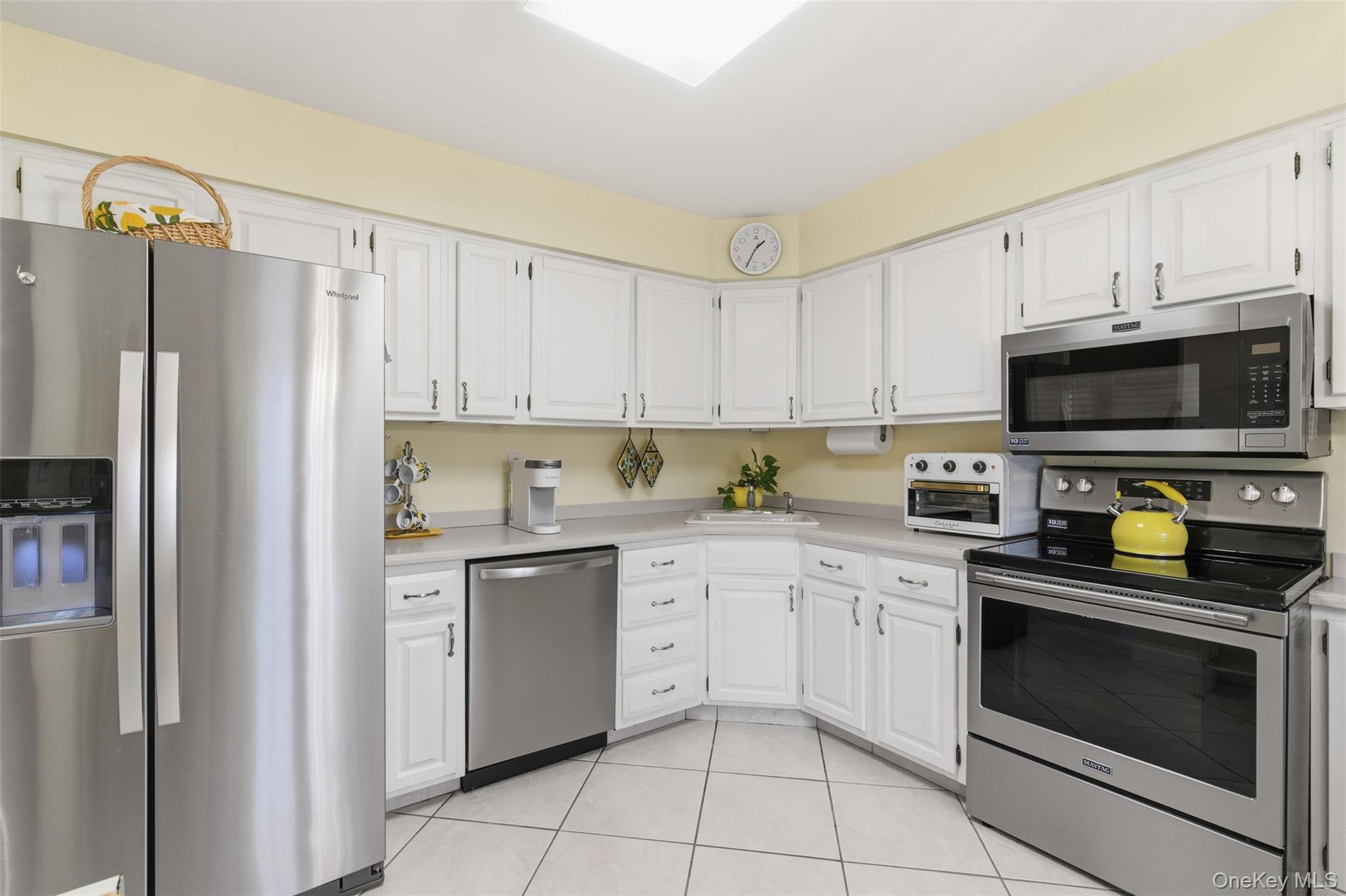 112 Cedar Shake Court, Huntington Station, NY 11746