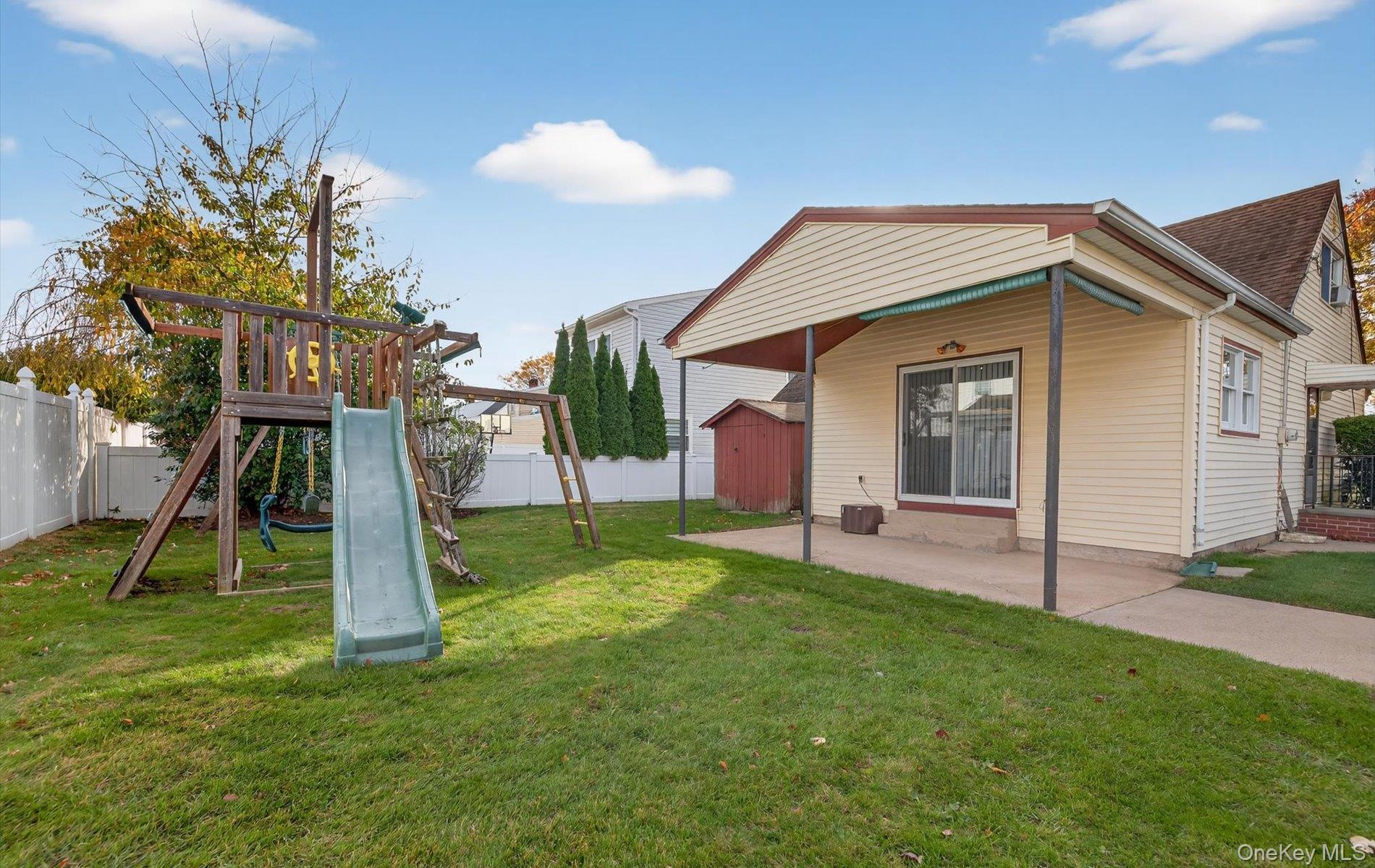 58 Virginia Avenue, Plainview, NY 11803